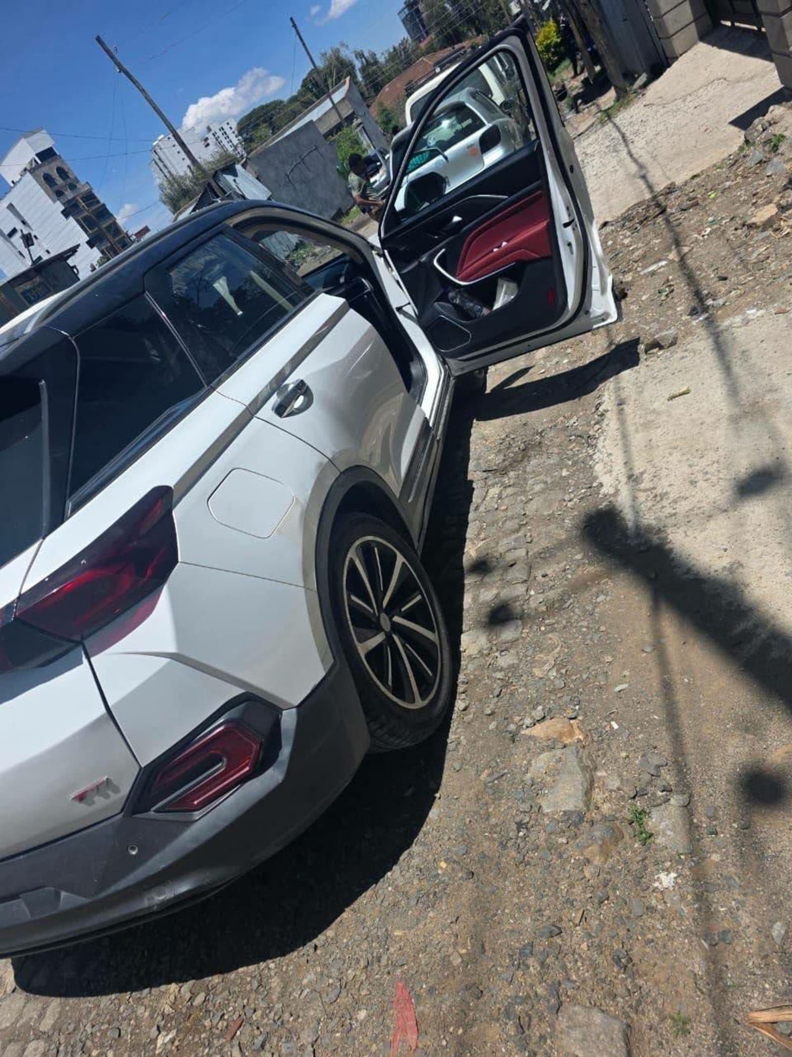 2021 Chery FAW Bestune — photo 3
