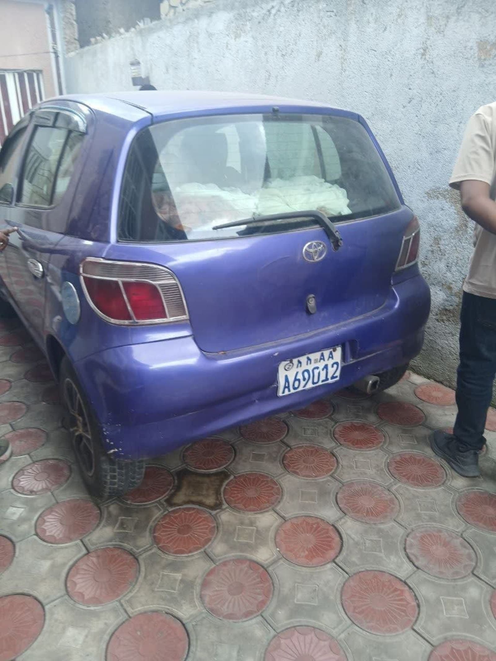 2001 Toyota Vitz