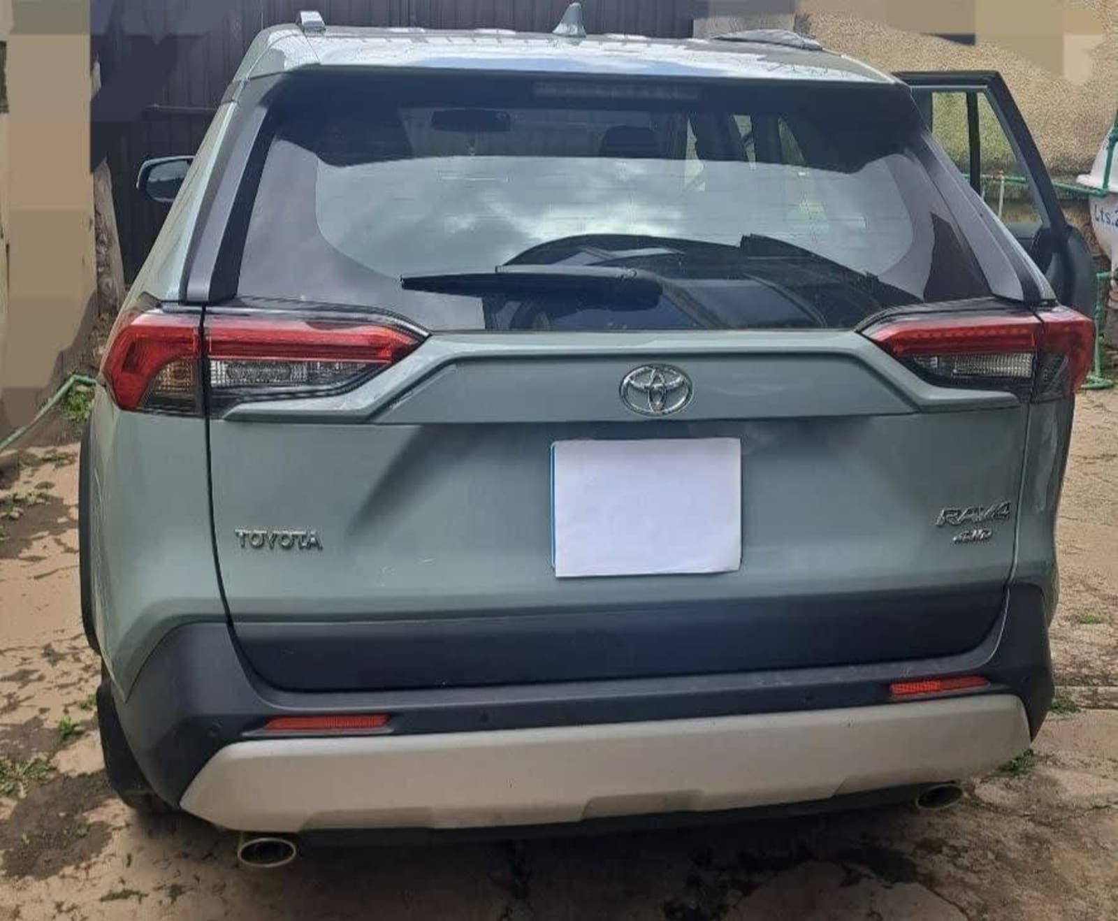 2023 Toyota Rav4 — photo 4