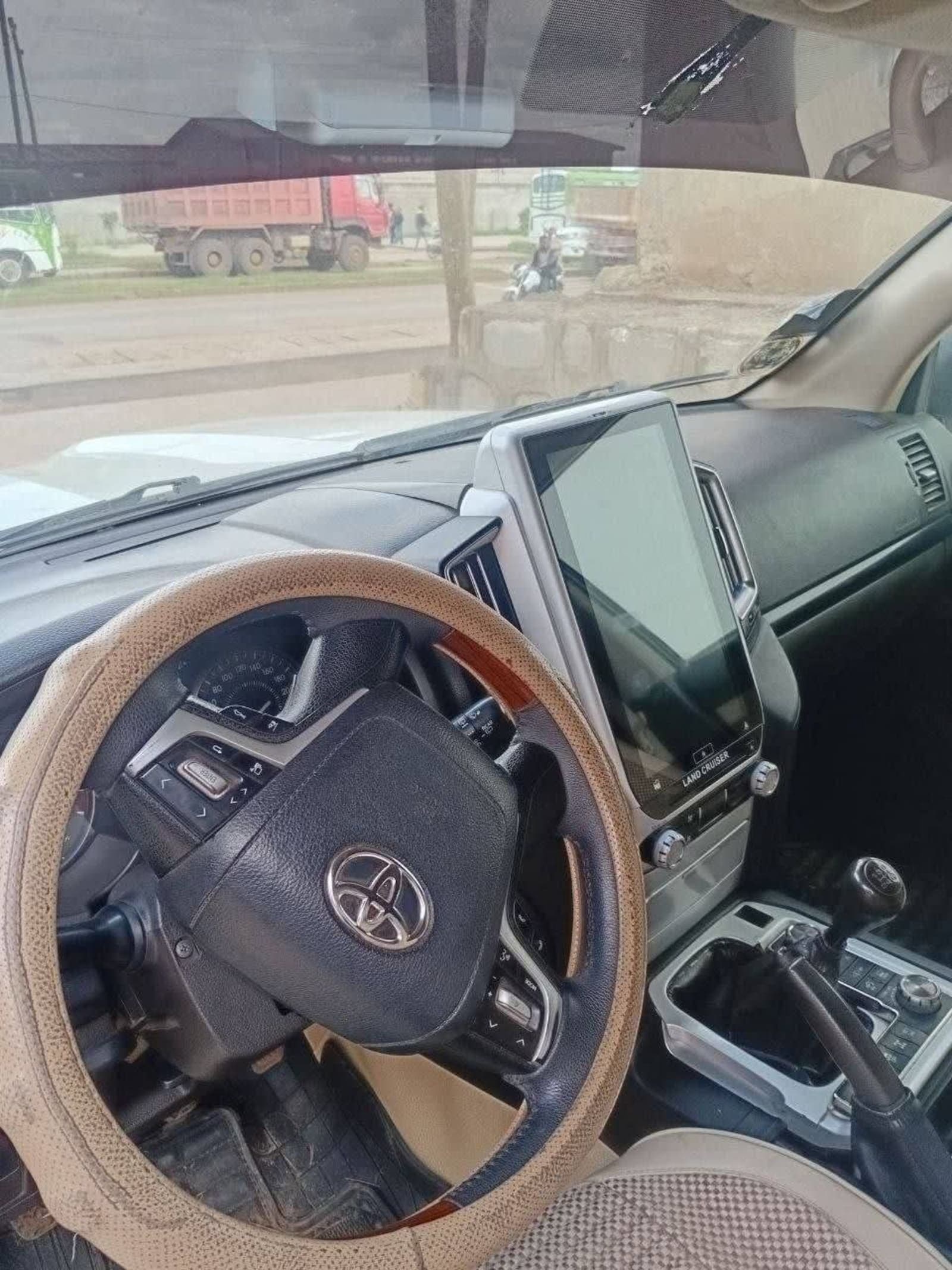 2021 Toyota Landcruiser GXR — photo 7