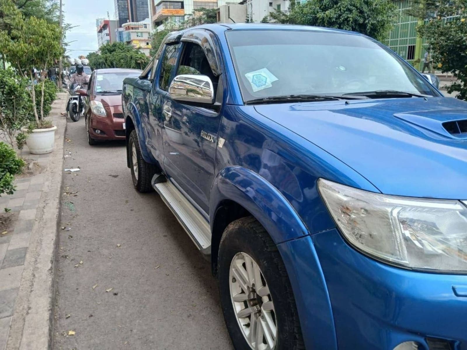 2012 Toyota Hilux — photo 5