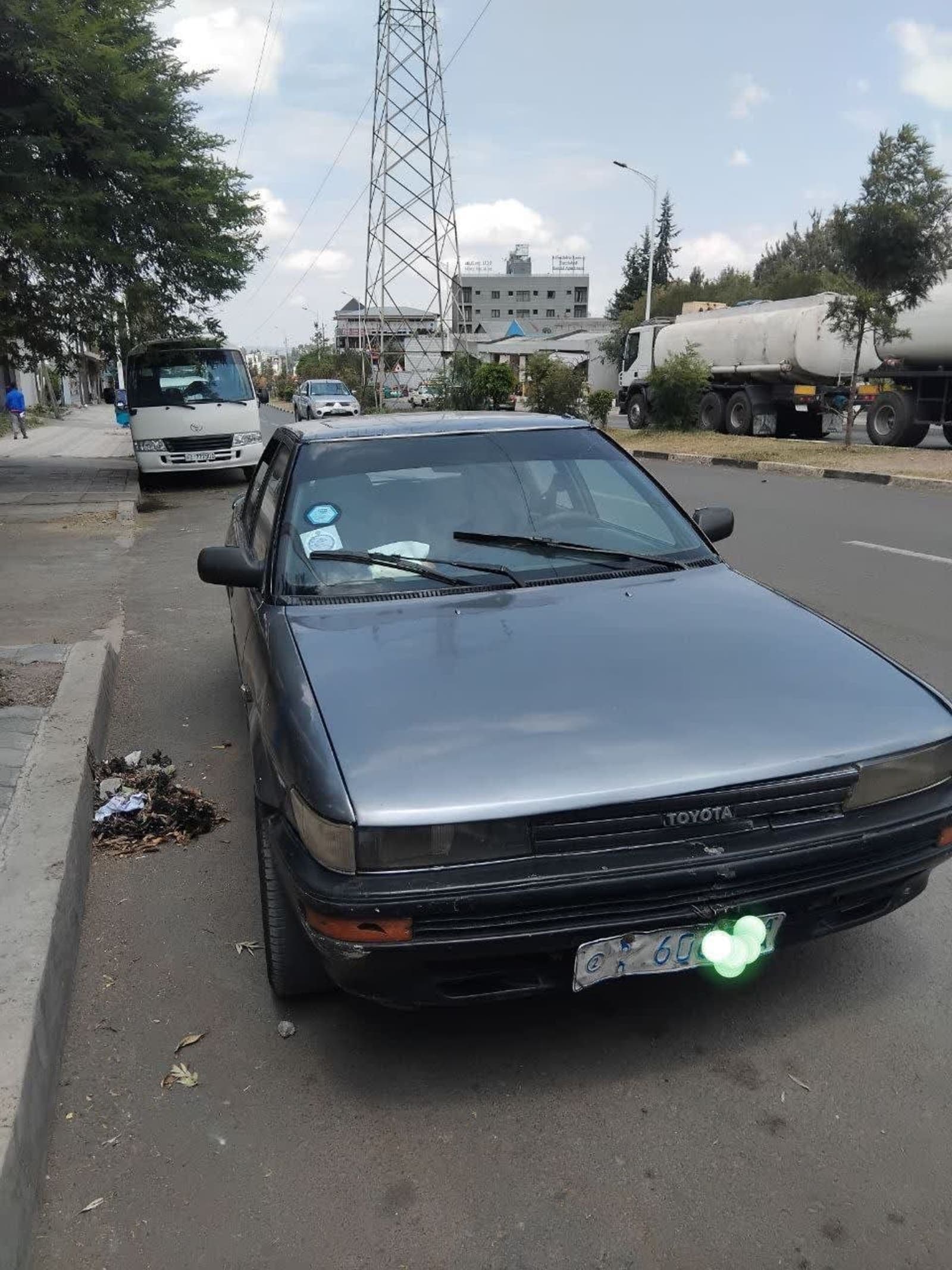 1991 Toyota DX