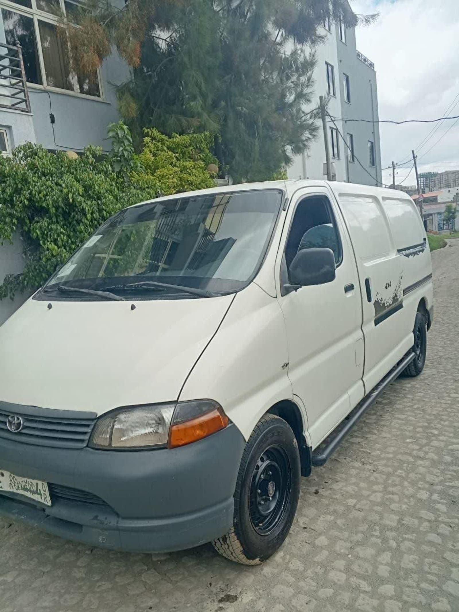 2003 Toyota Dolfin fabrica van — photo 4