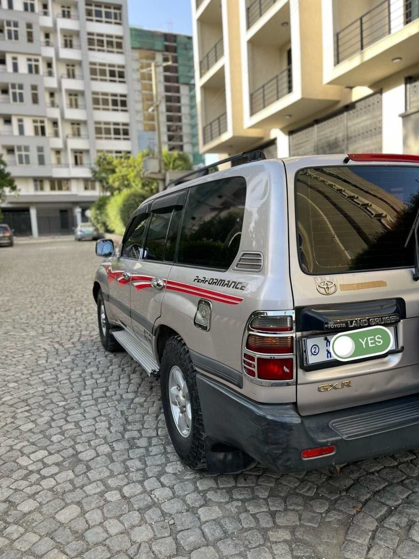 2000 Toyota Landcruiser 105 — photo 5
