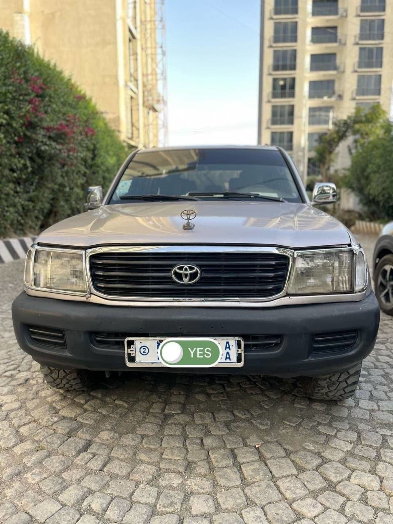 2000 Toyota Landcruiser 105 — photo 6