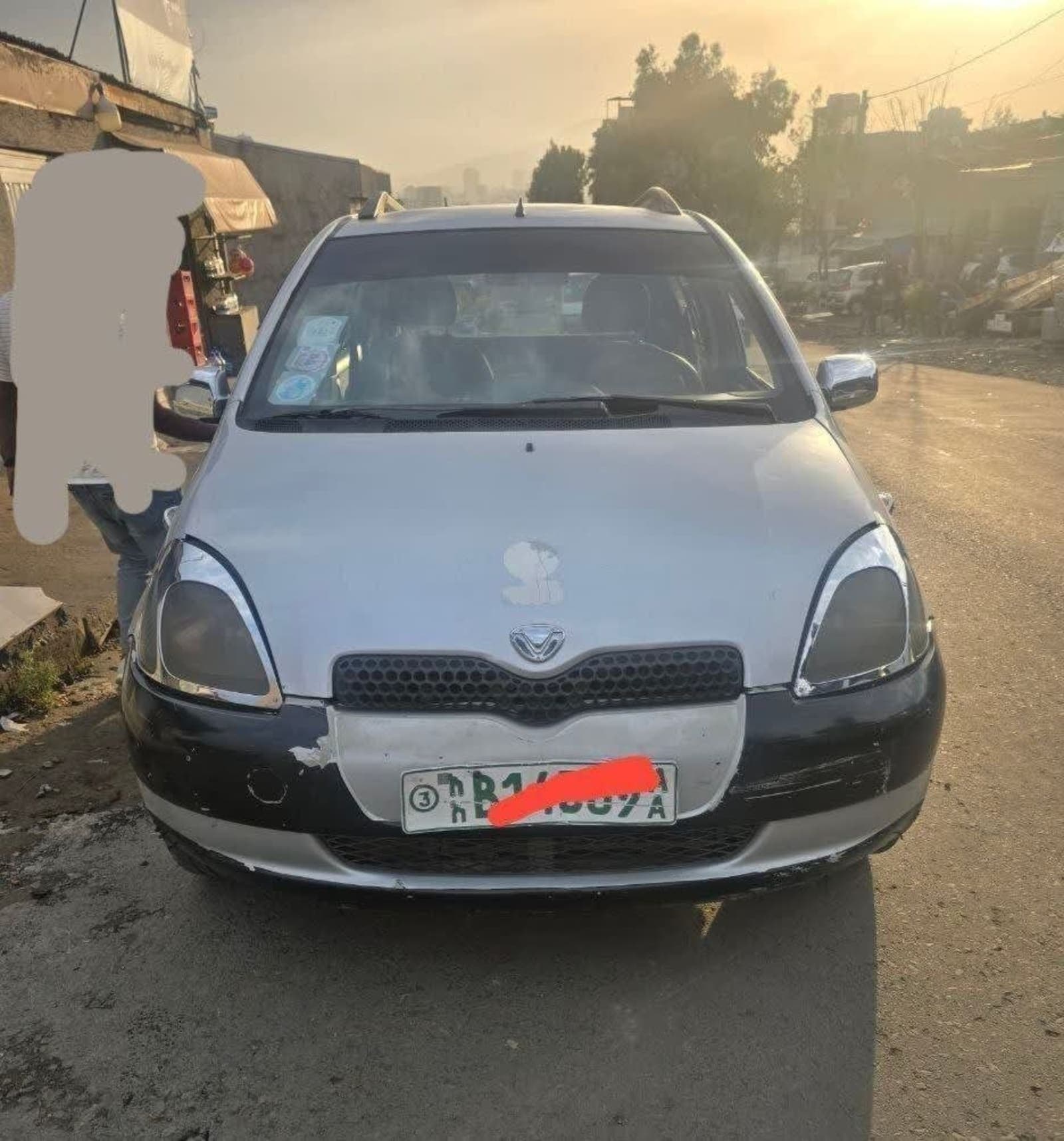 2001 Toyota Vitz