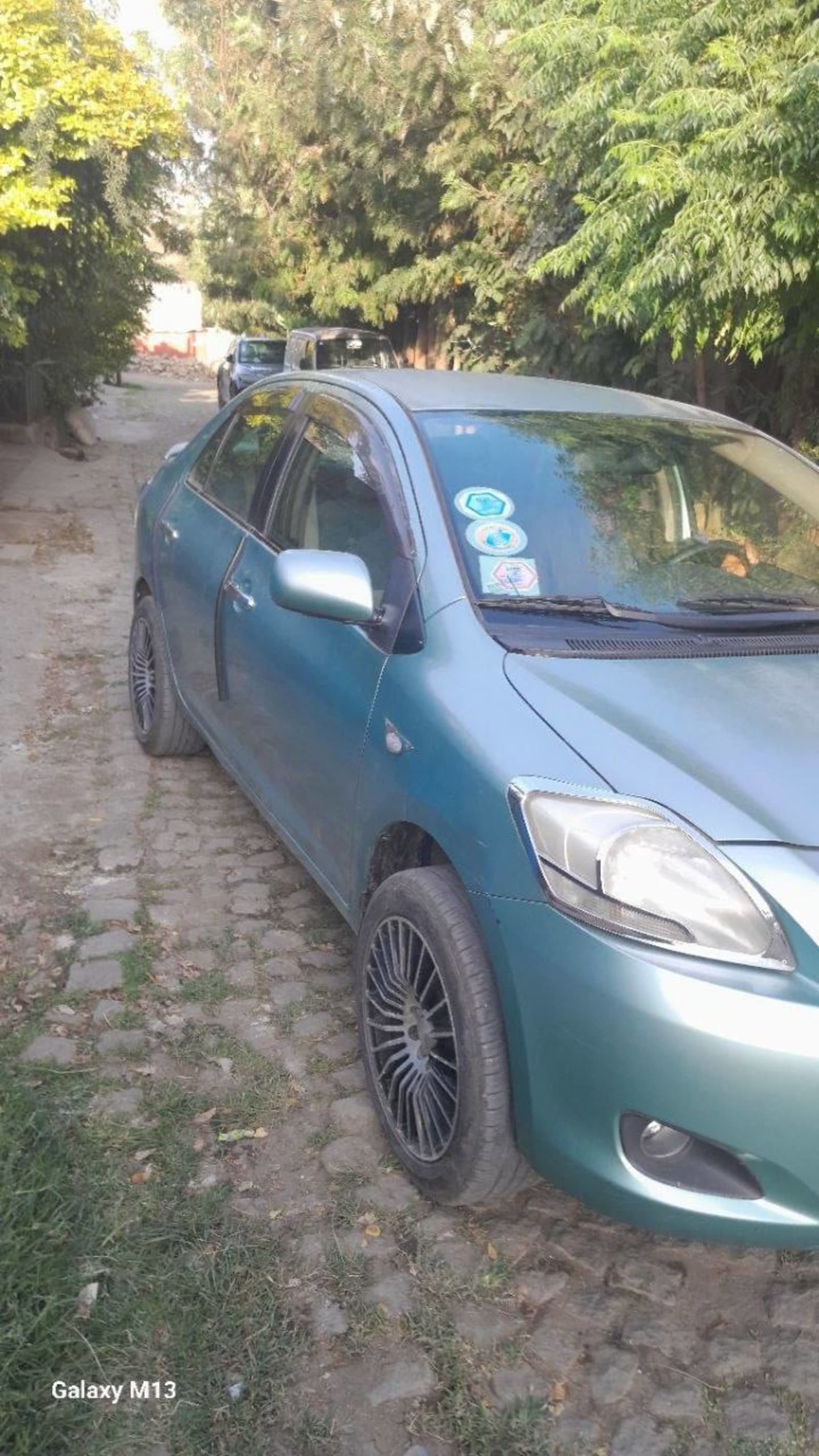 2009 Toyota Yaris โ photo 3