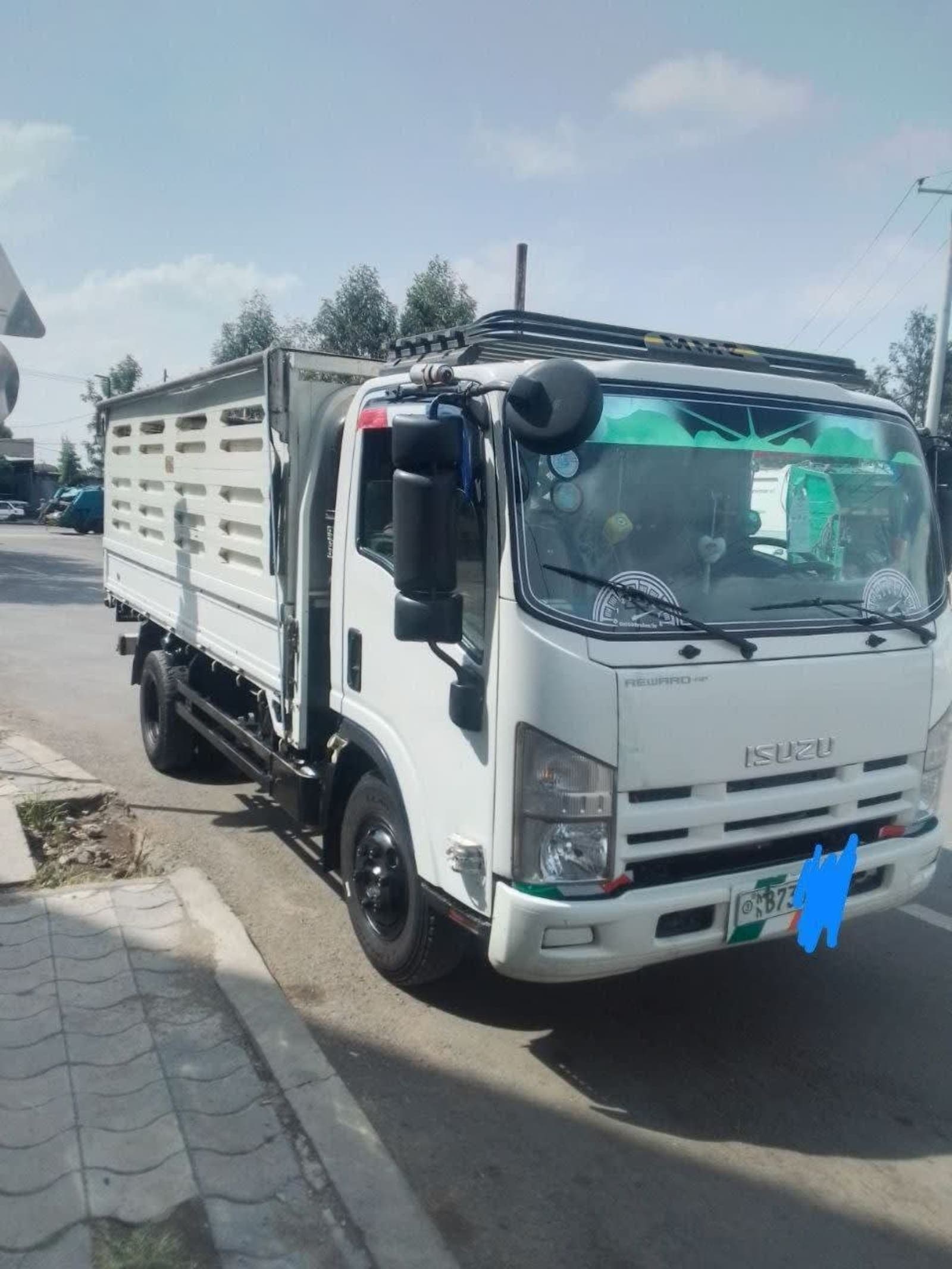 2023 Isuzu Obama