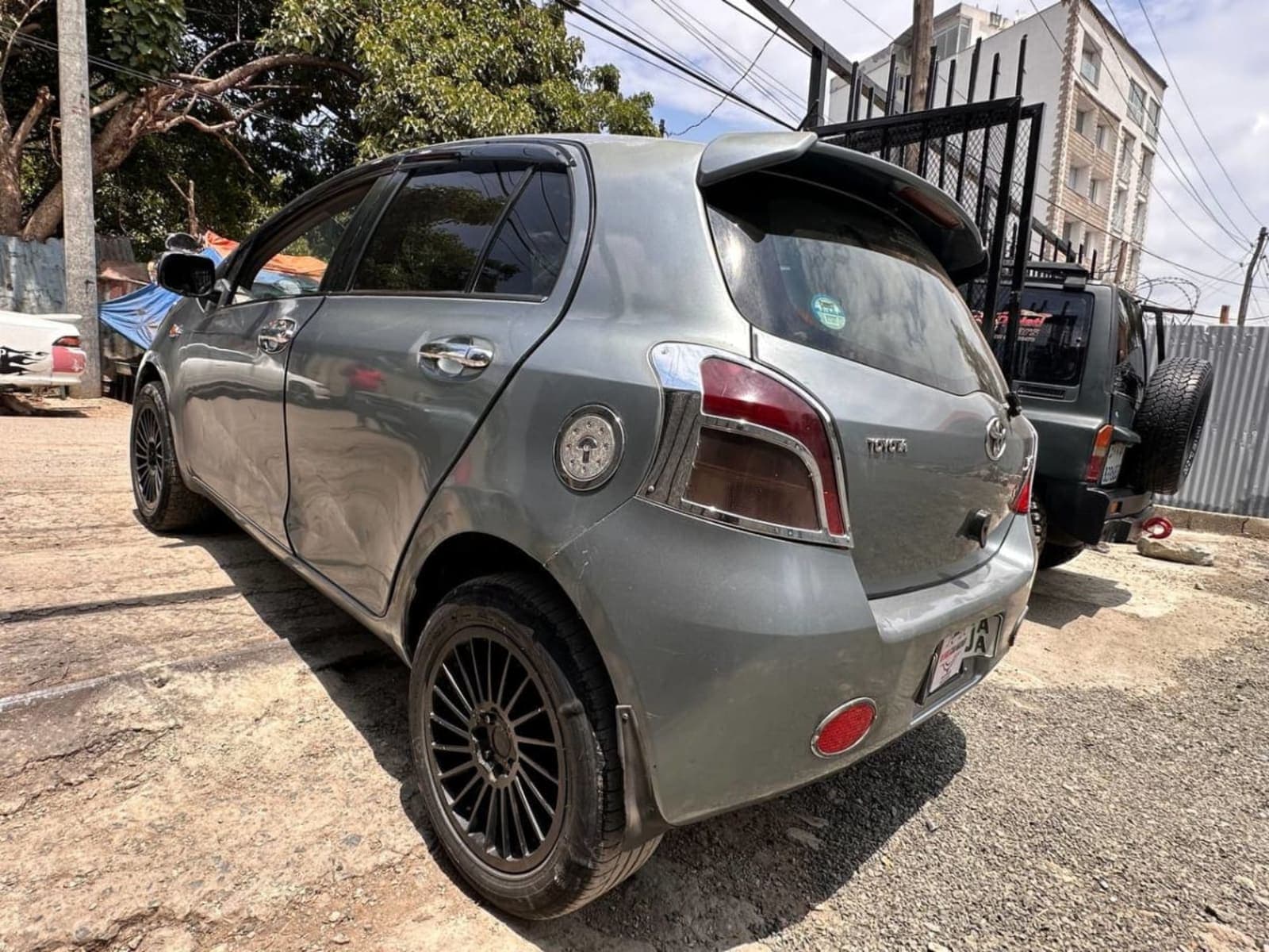 2006 Toyota Compact Yaris — photo 5