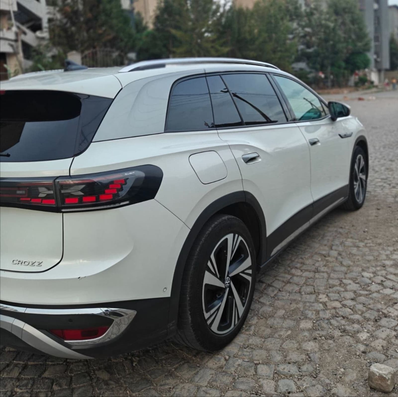 2023 Volkswagen ID.6 Crozz Pro — photo 6