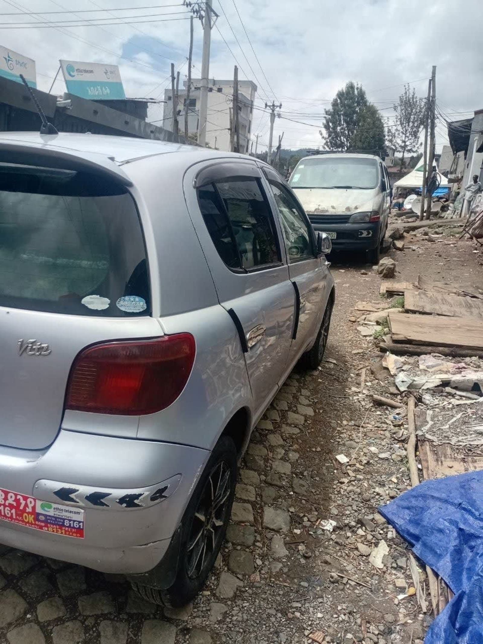 2004 Toyota Vitz — photo 3