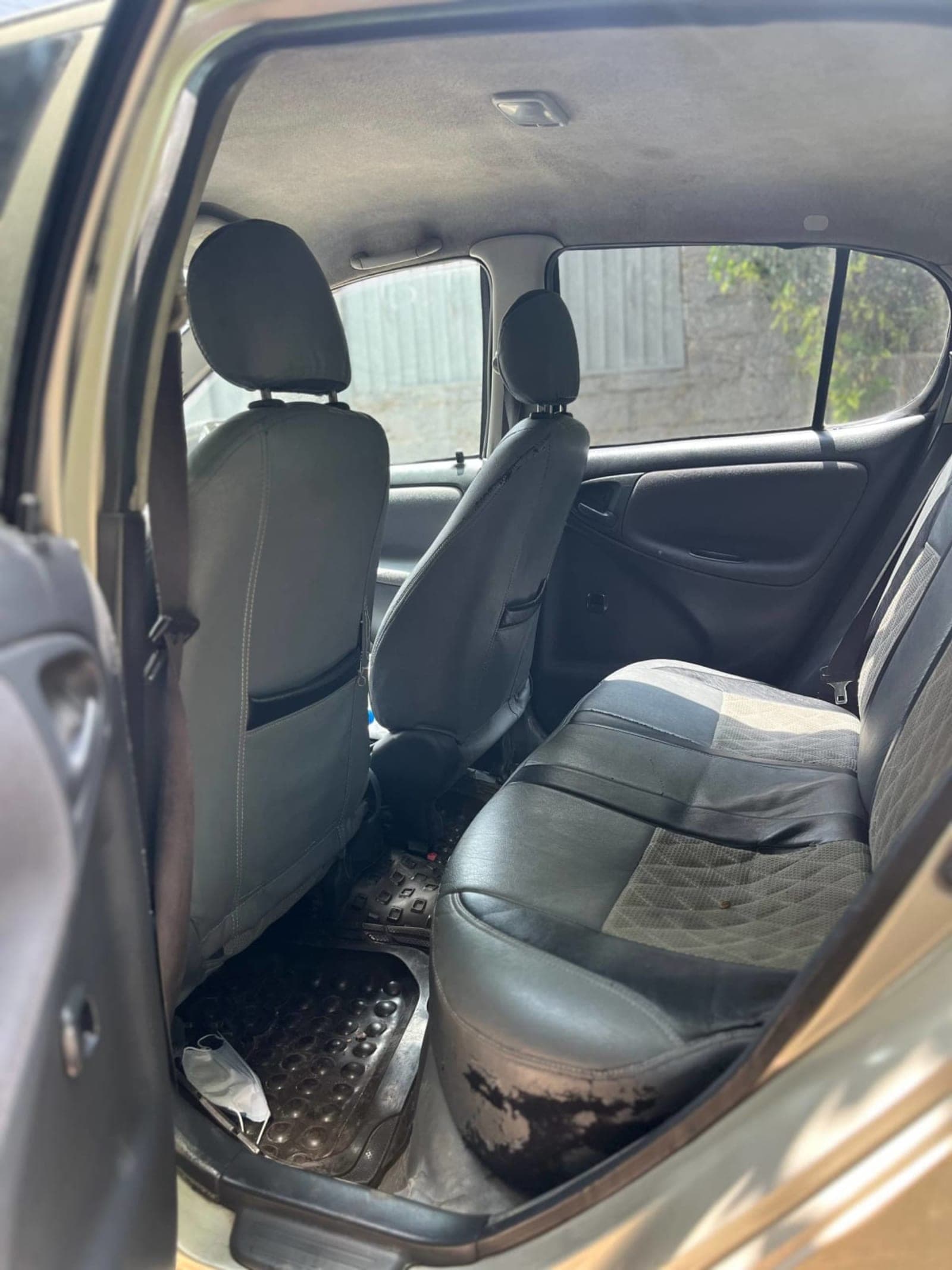2002 Toyota Vitz