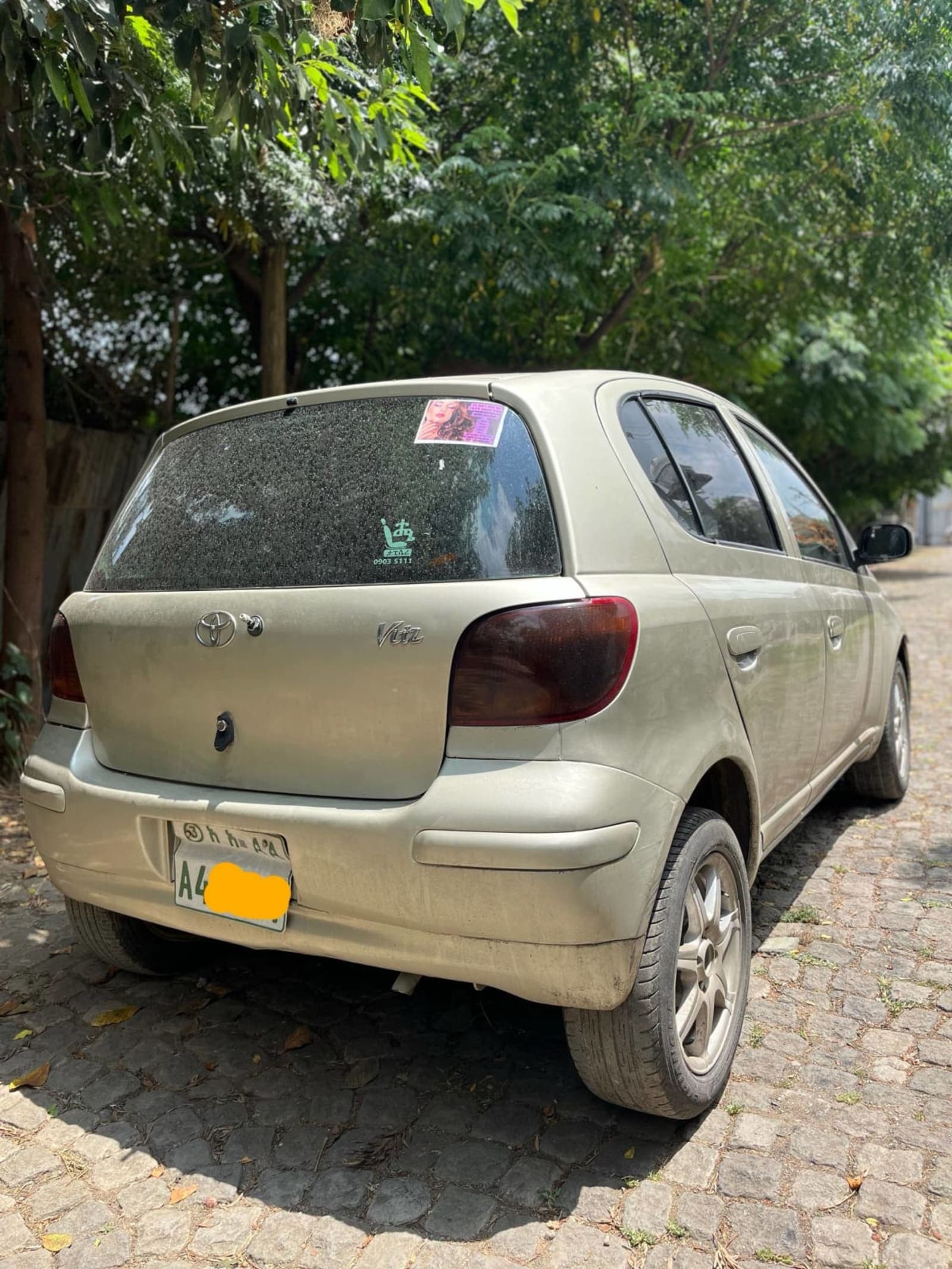 2002 Toyota Vitz — photo 7