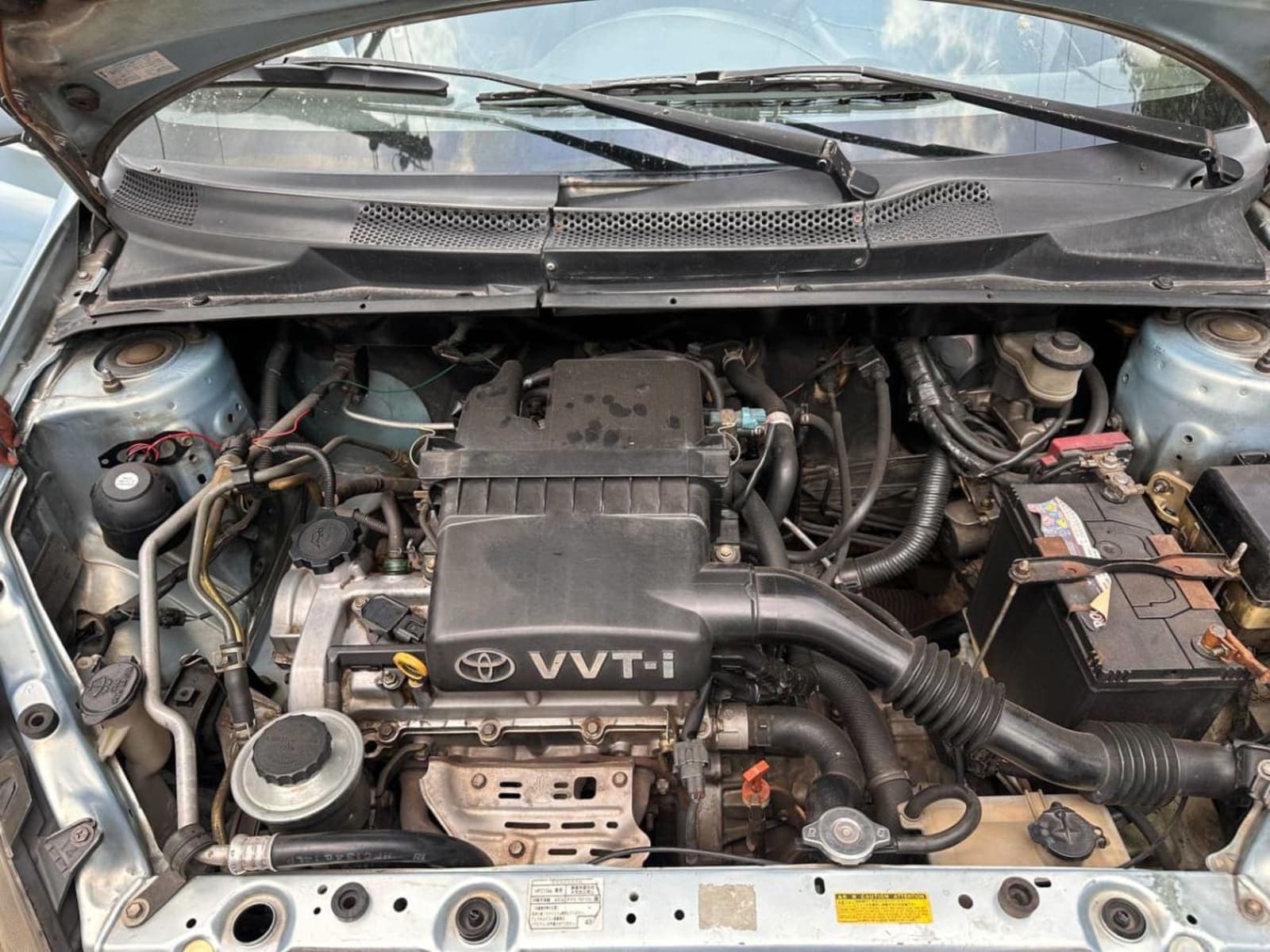 2004 Toyota Vitz — photo 3