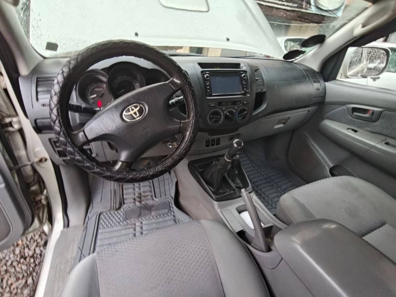 2009 Toyota Hilux King Cab — photo 4