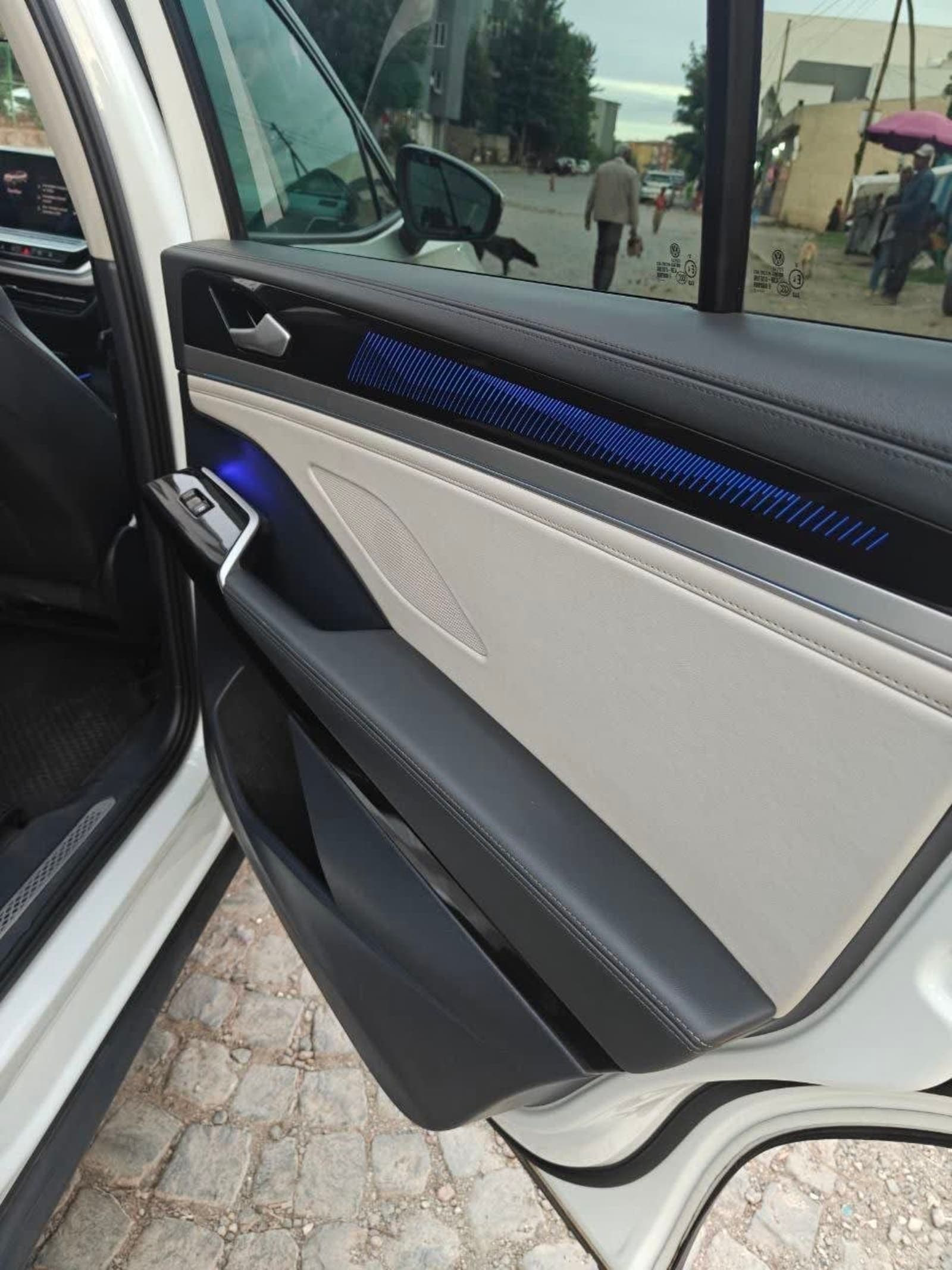 2023 Volkswagen ID.6 Crozz Pro