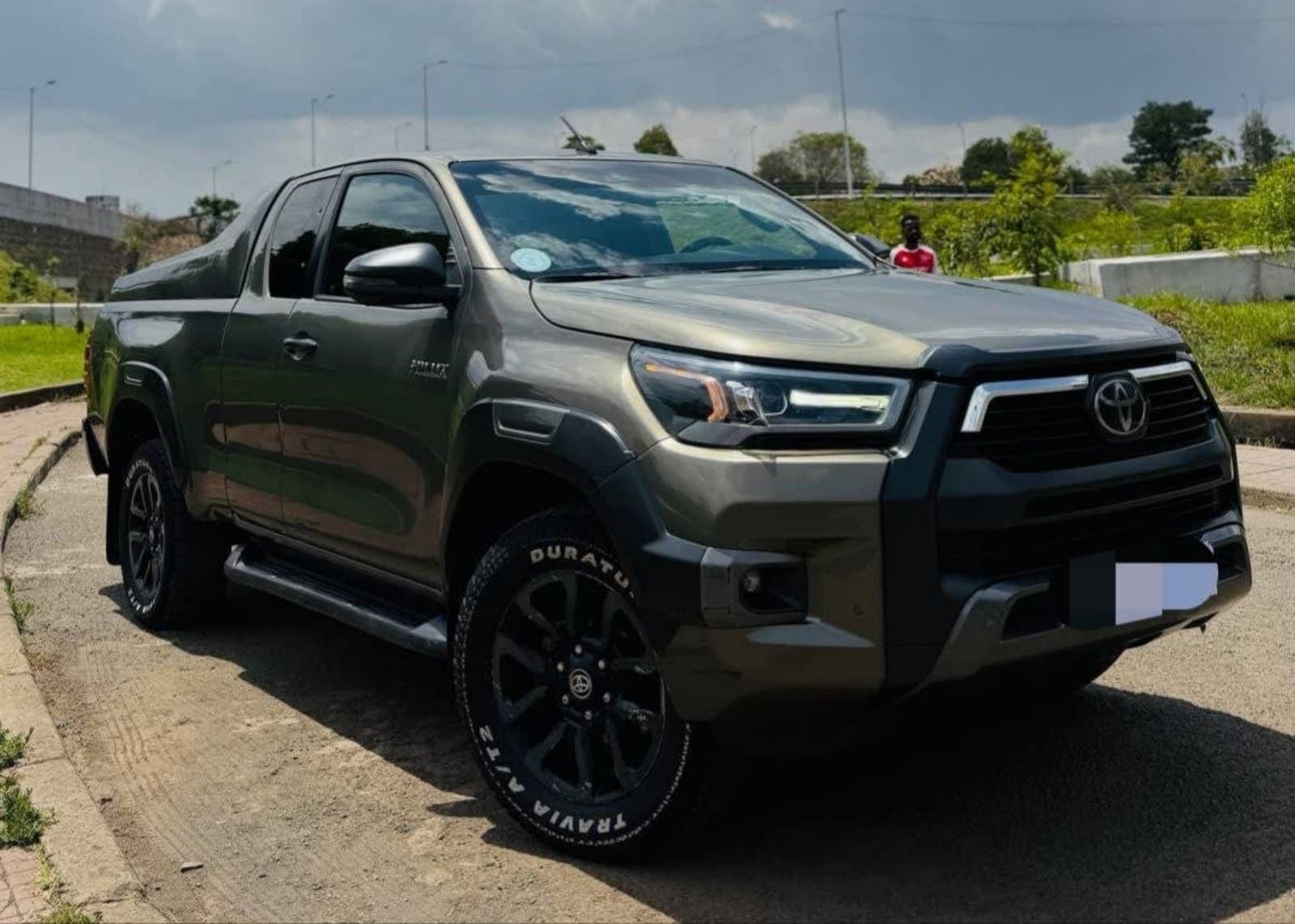 2021 Toyota Invincible King cab — photo 5