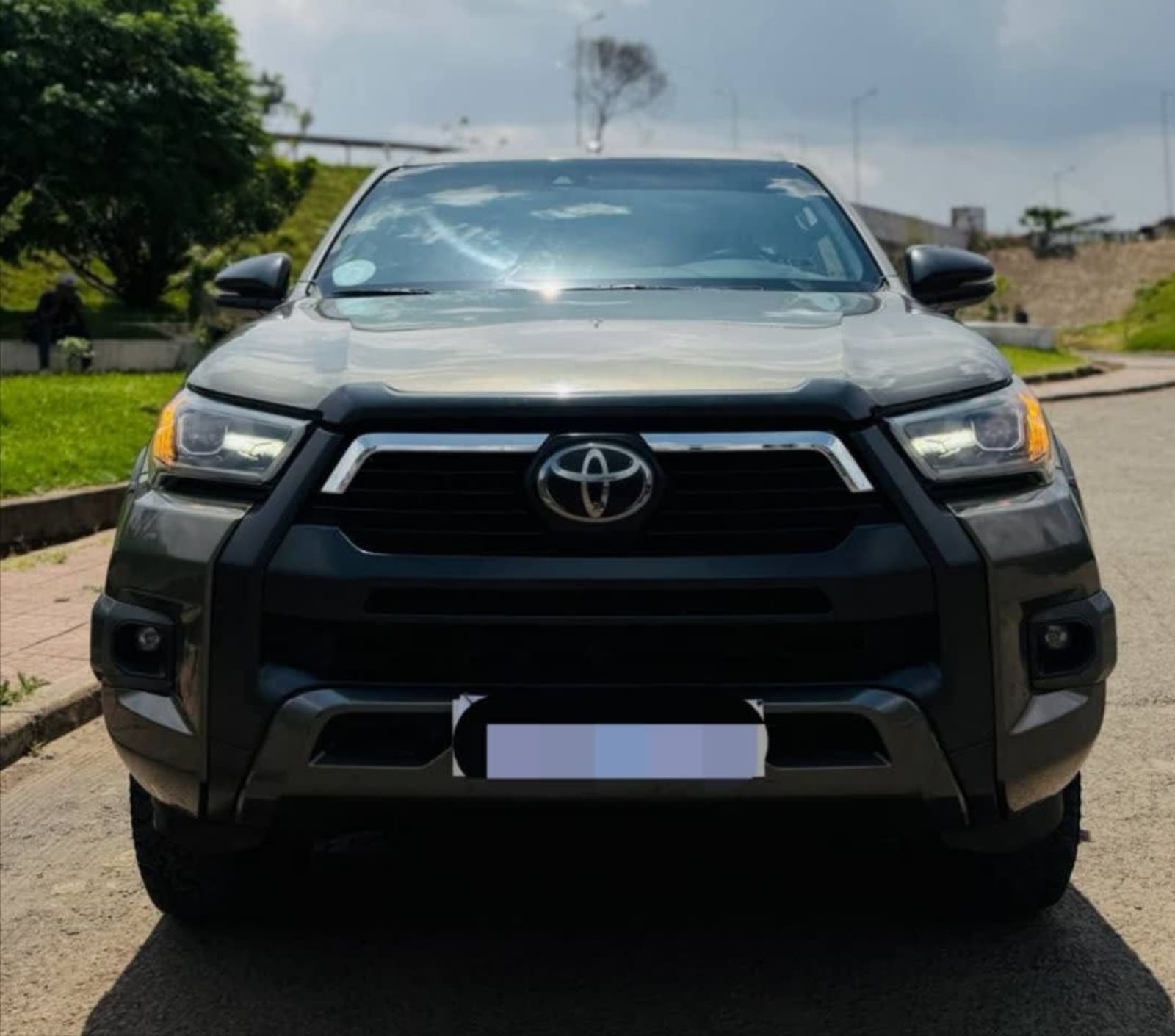 2021 Toyota Invincible King cab — photo 8