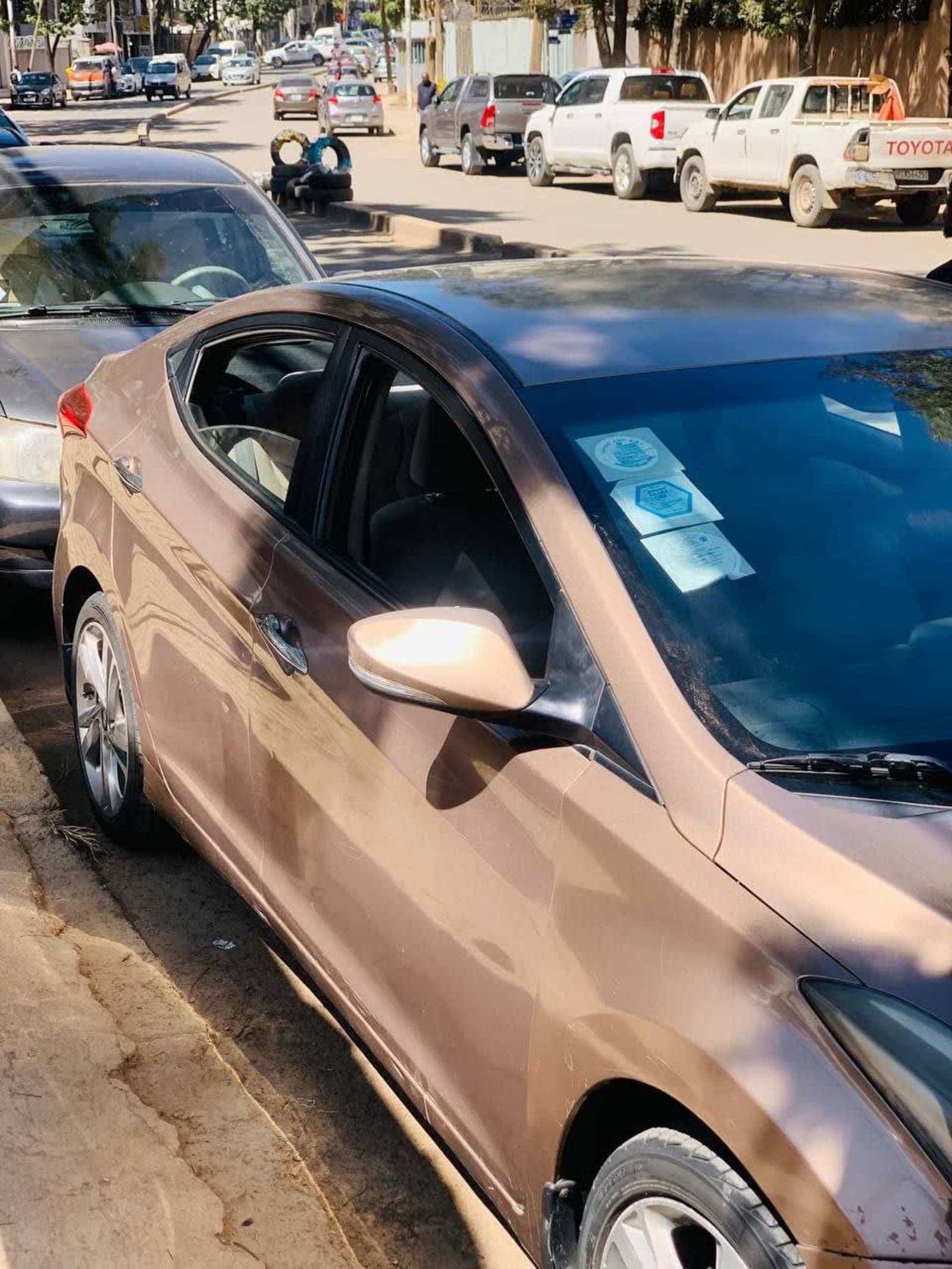 2015 Hyundai Elantra — photo 2