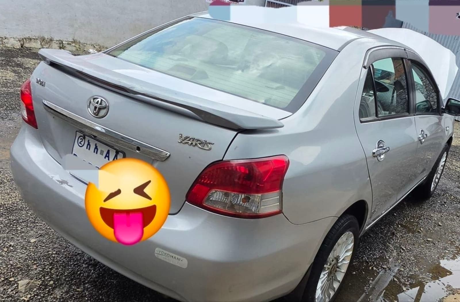 2010 Toyota Yaris Belta — photo 2