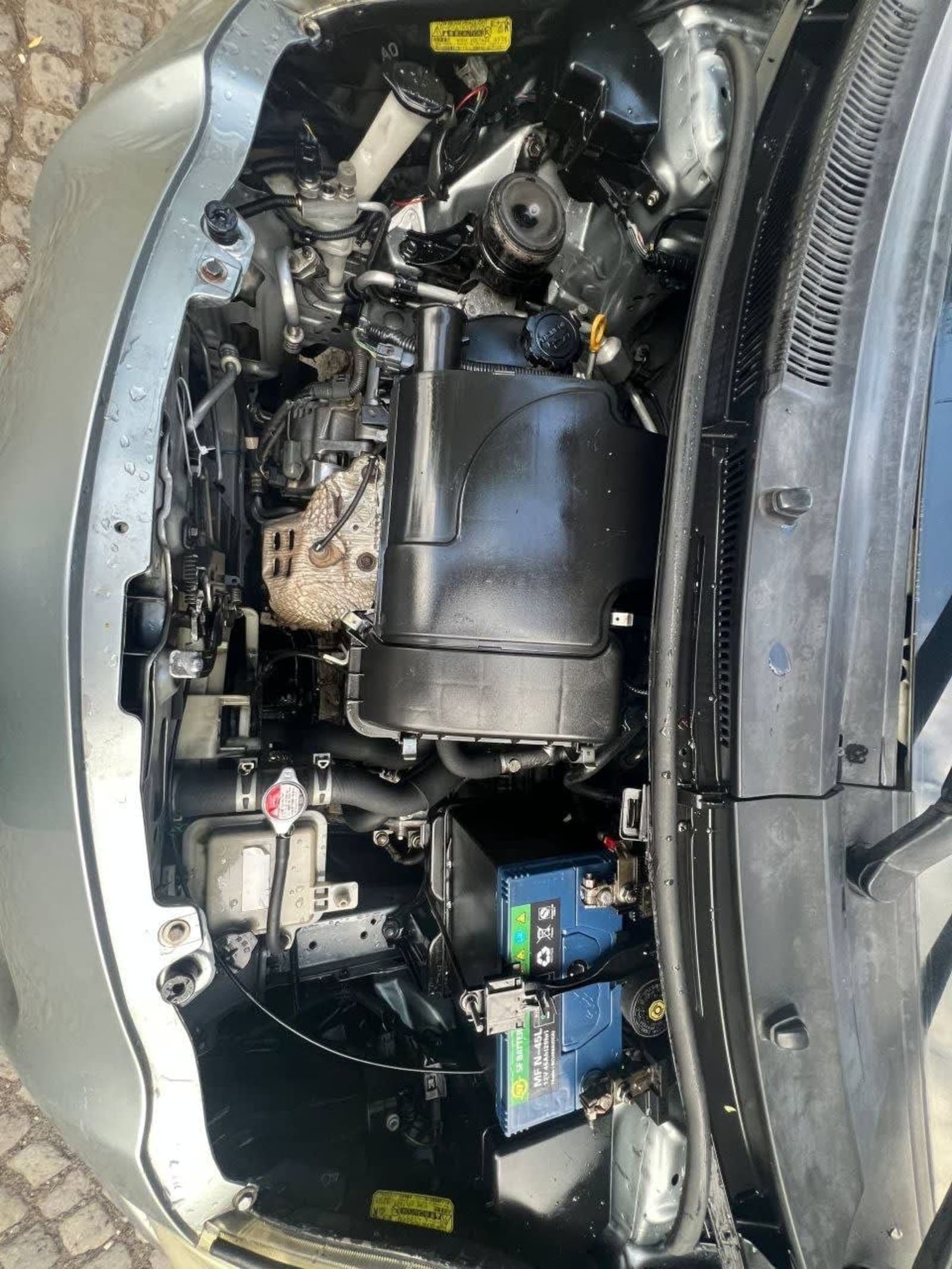 2010 Toyota Yaris Compact — photo 8