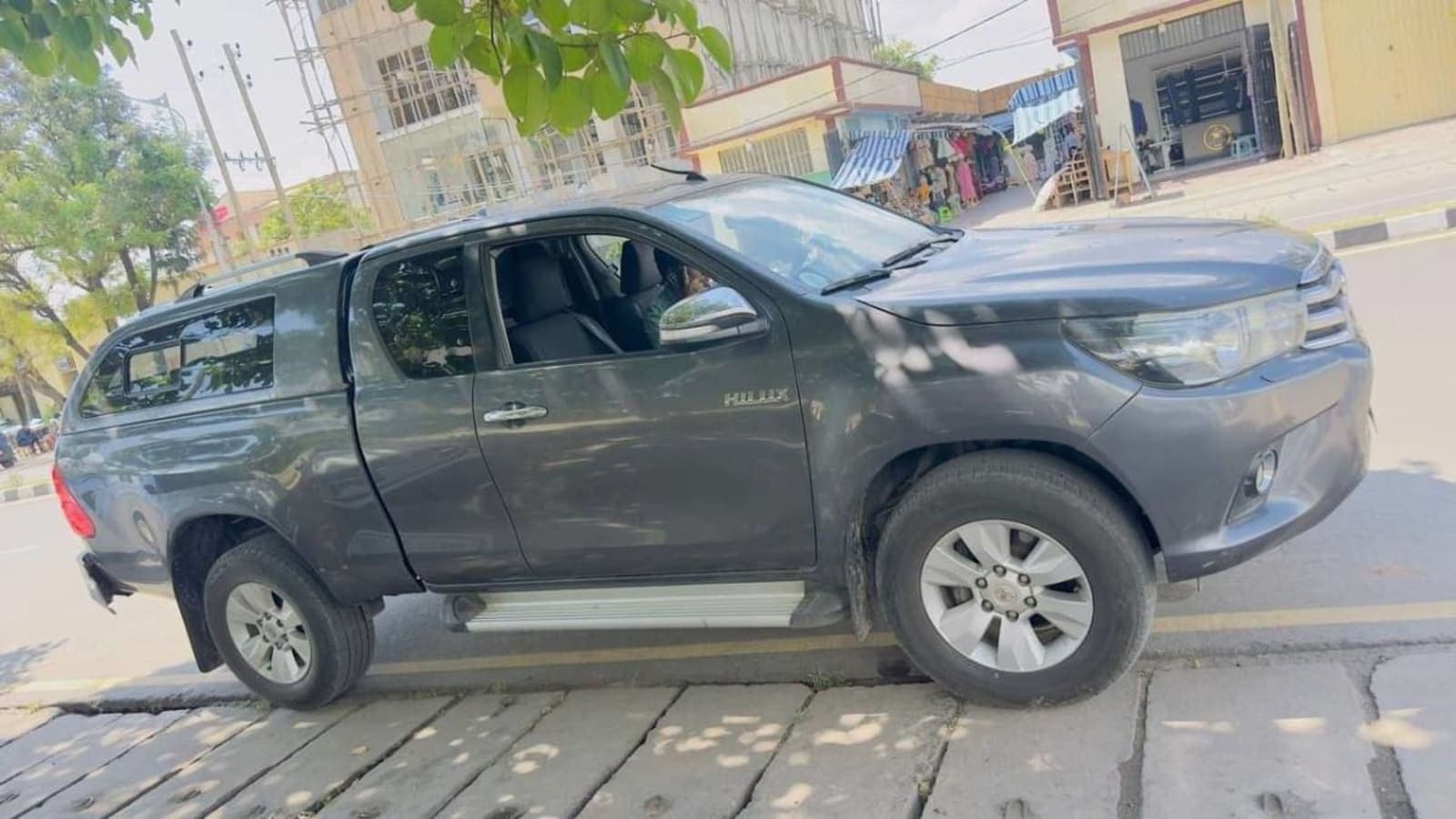 2016 Toyota Hilux Extra Cab — photo 3