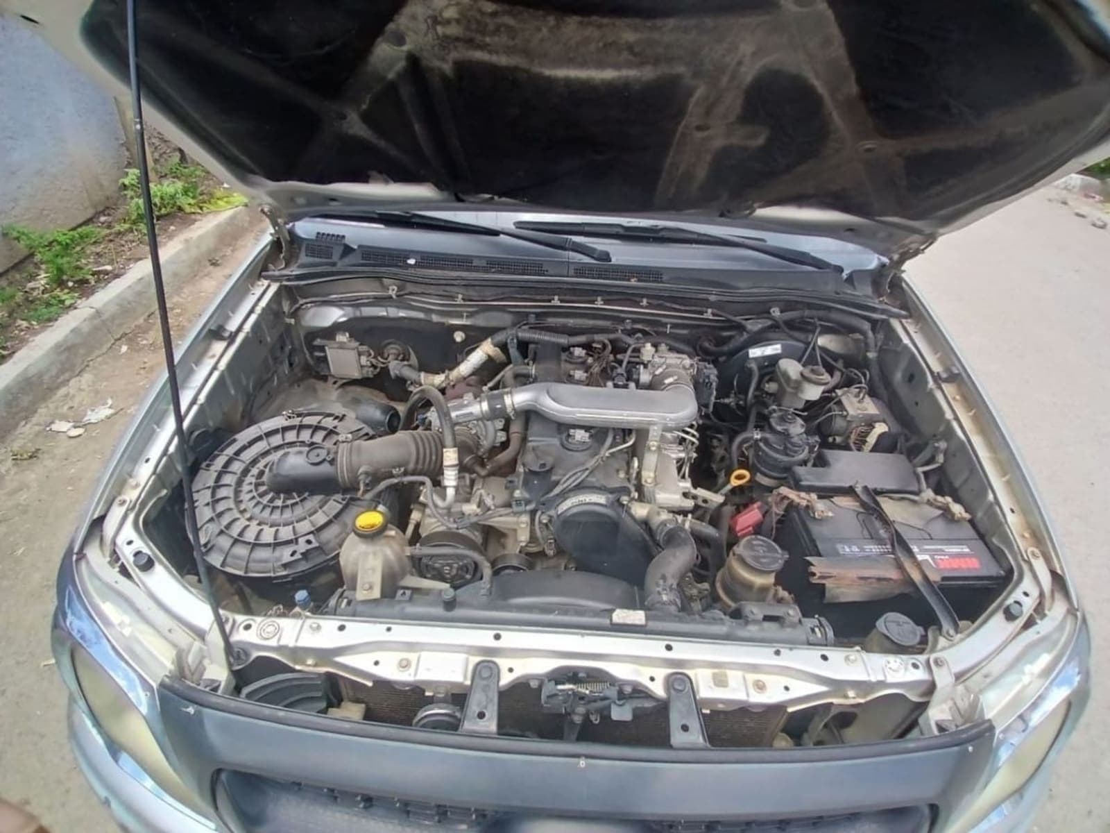 2012 Toyota Hilux Double Cab — photo 4