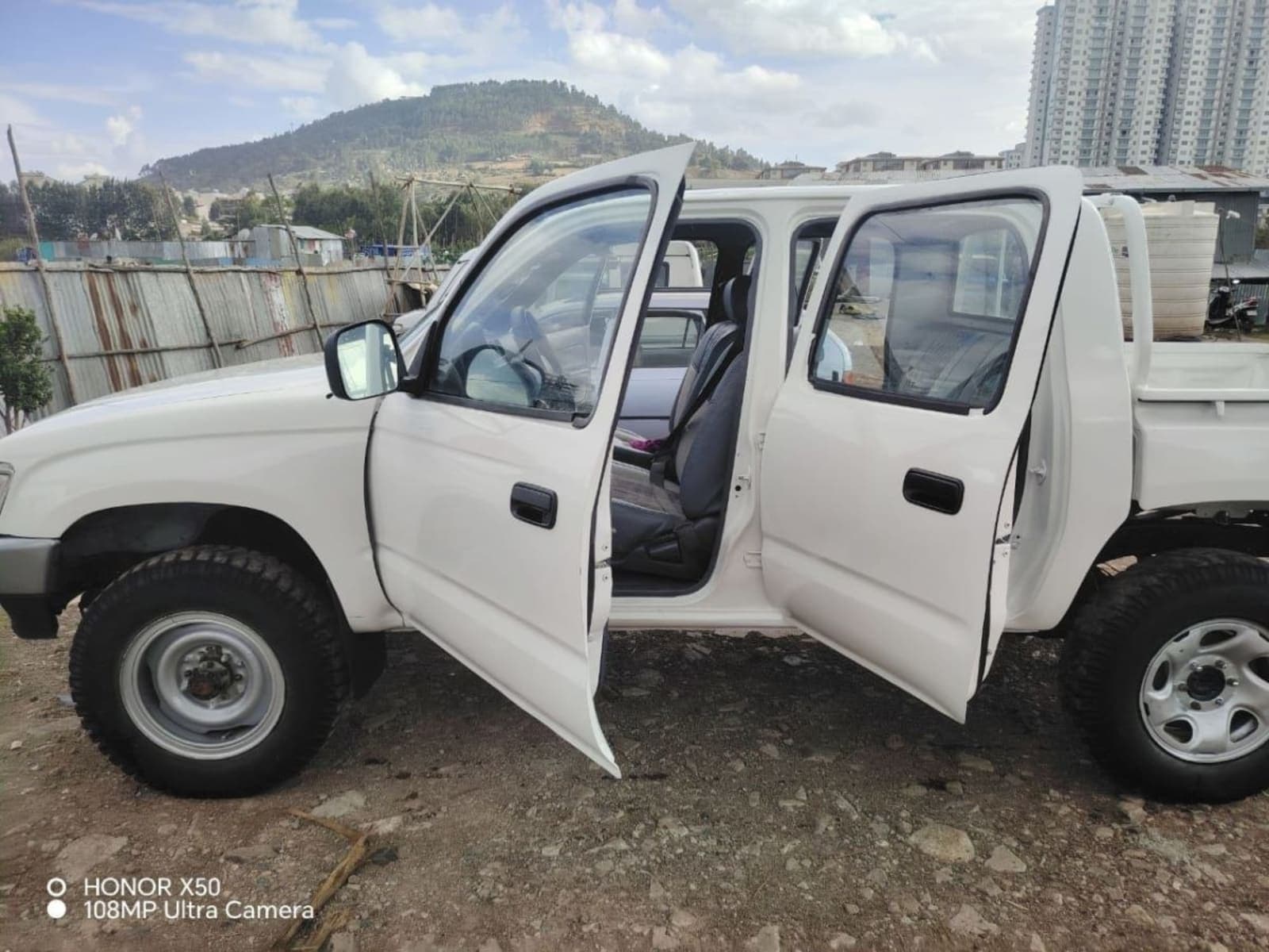 2001 Toyota 3L double cab — photo 5