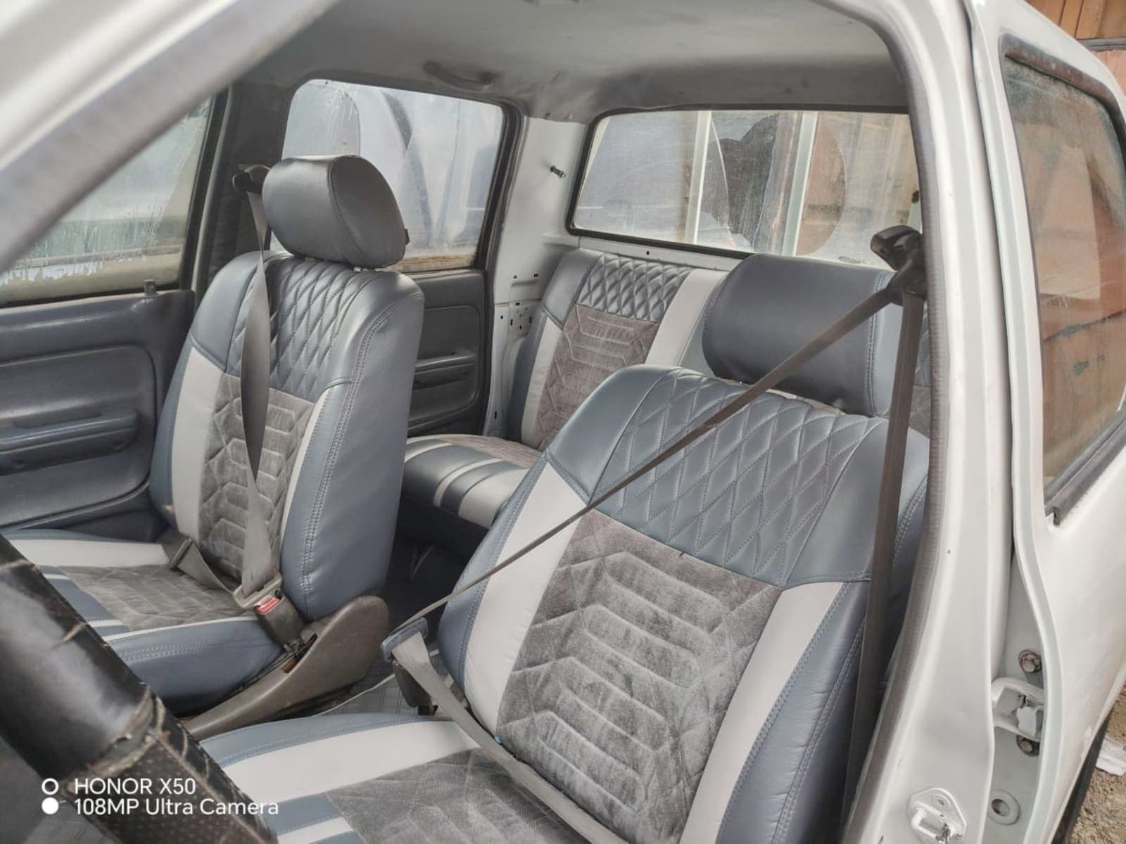 2001 Toyota 3L double cab — photo 8