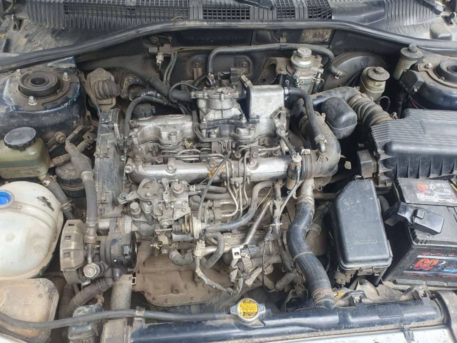 1995 Toyota Carina E — photo 4