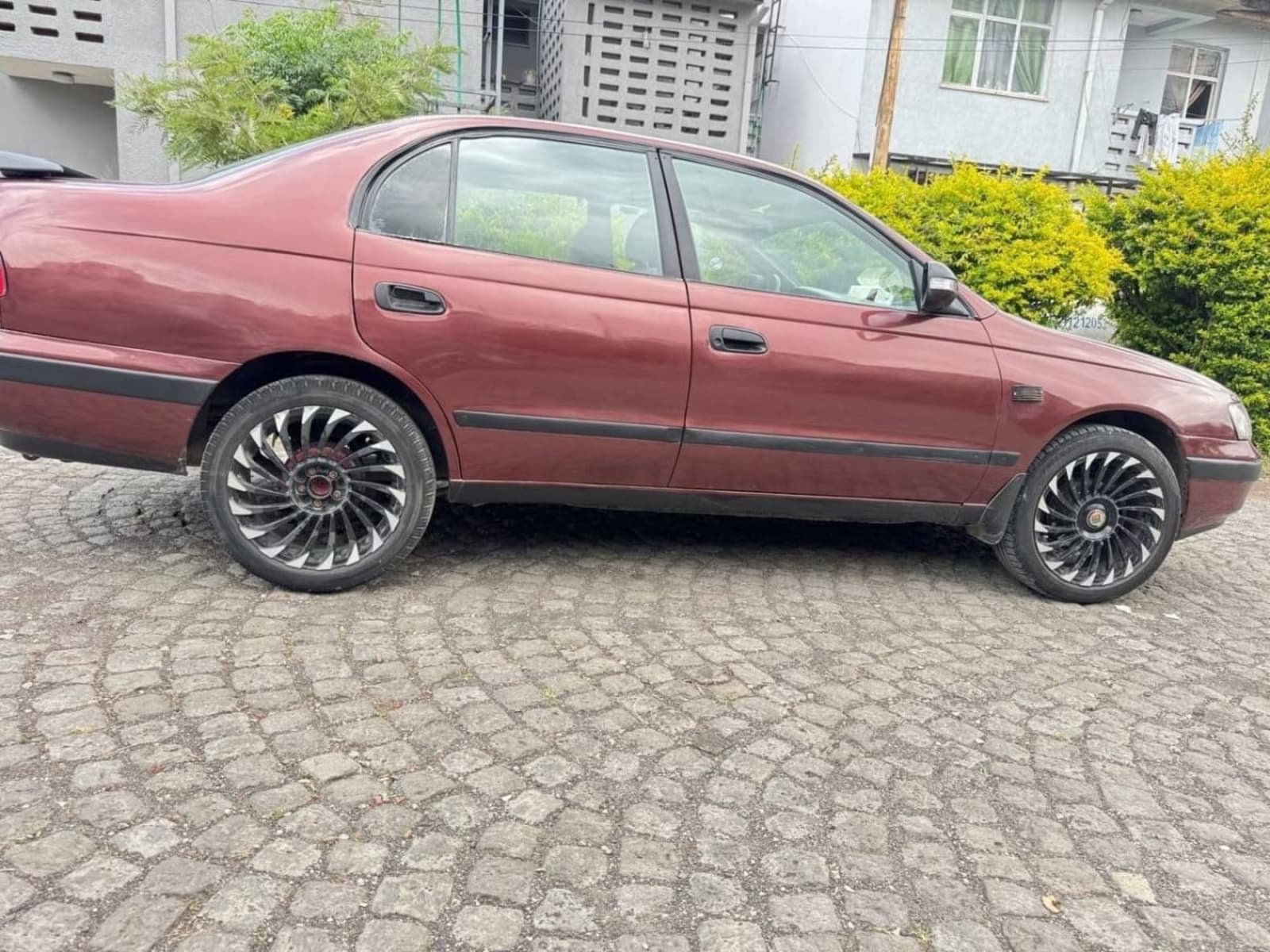 1995 Toyota Carina E