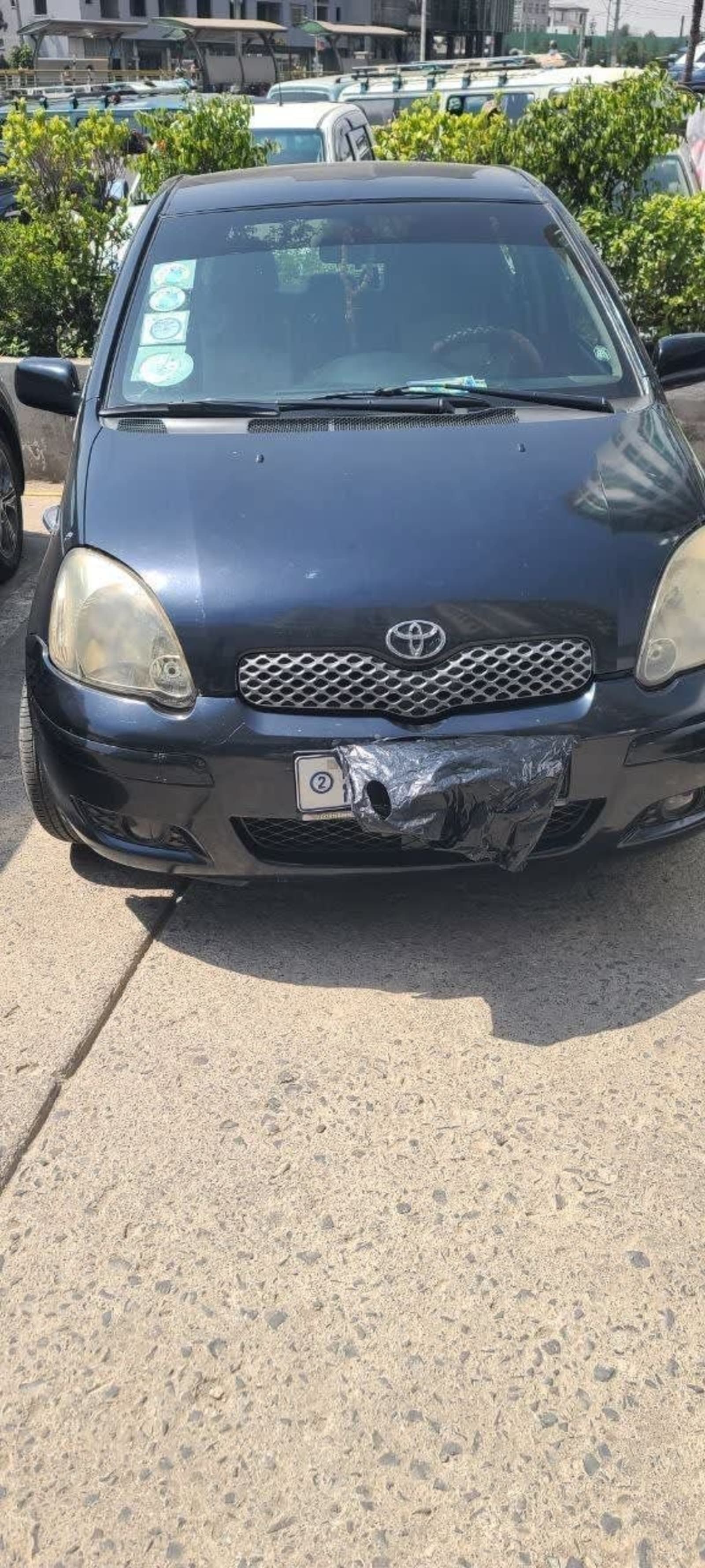 2004 Toyota Vitz Yaris