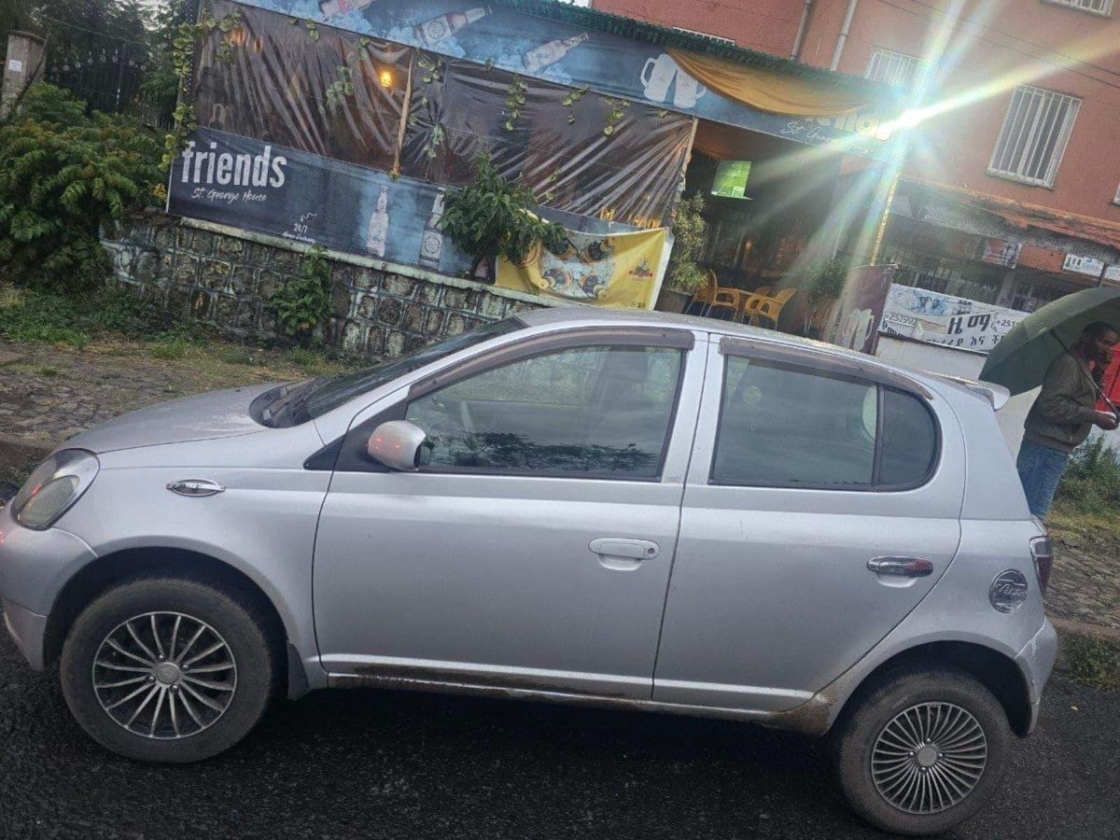 2001 Toyota Vitz