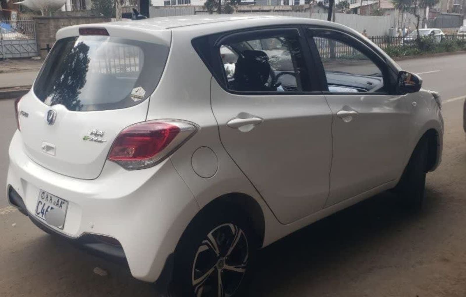 2023 Changan Benben E-Star โ photo 3