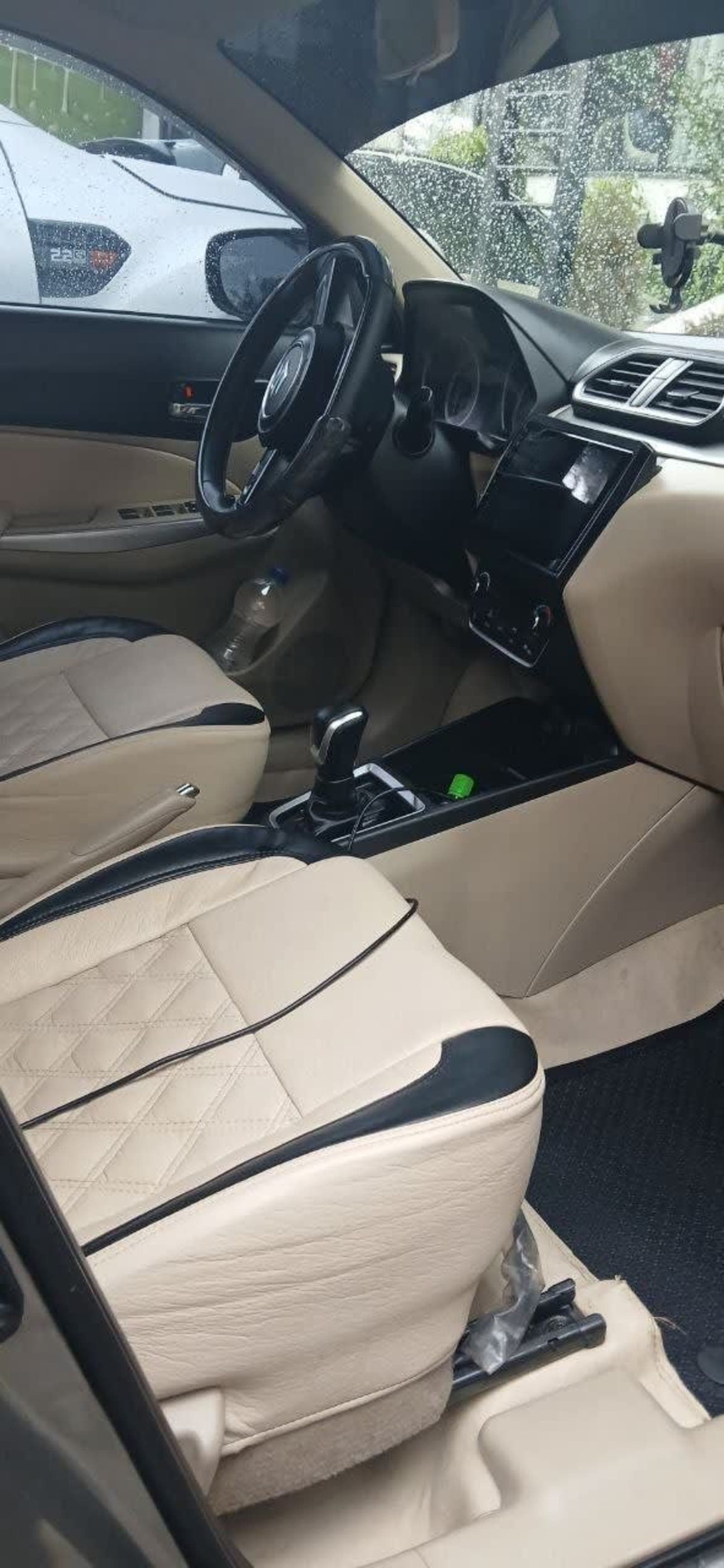 2022 Suzuki Dzire — photo 2