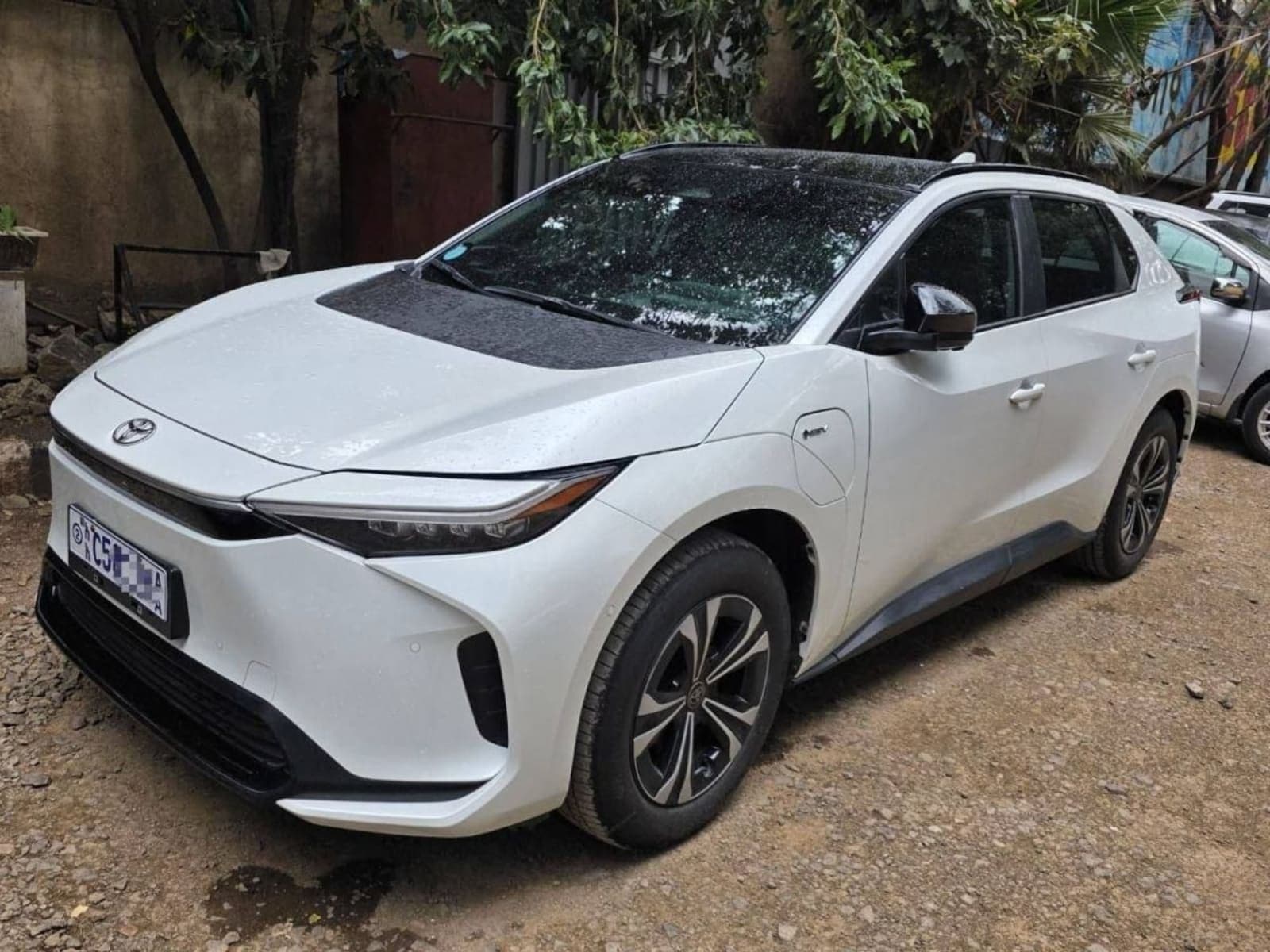 2024 Toyota BZ4X EV — photo 4