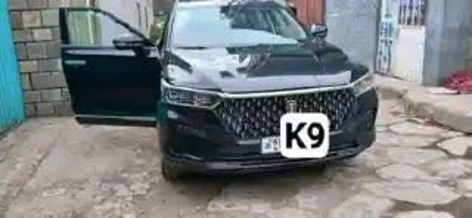 2021 FAW Bestune T77 — photo 2