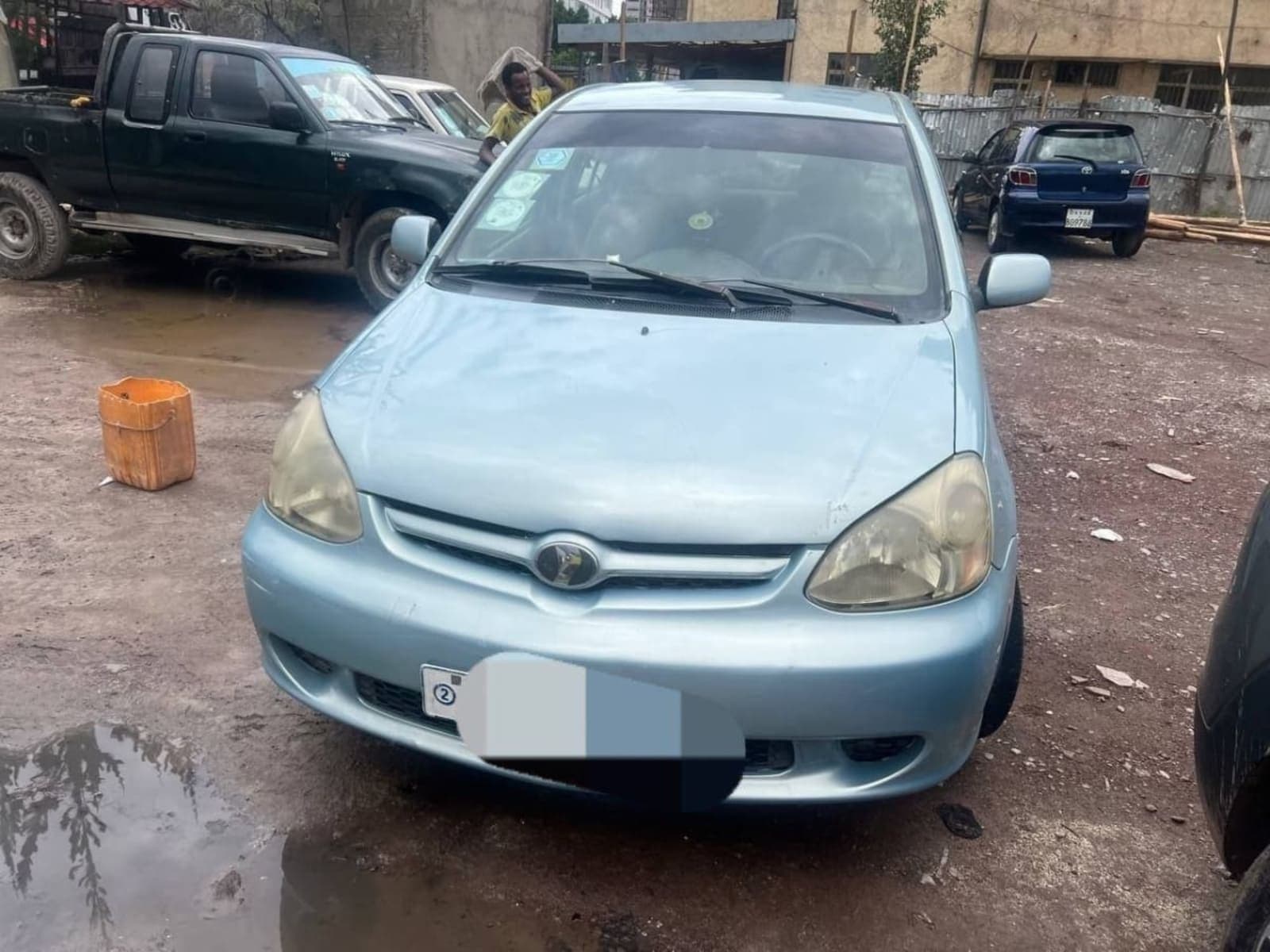 2005 Toyota Pltez