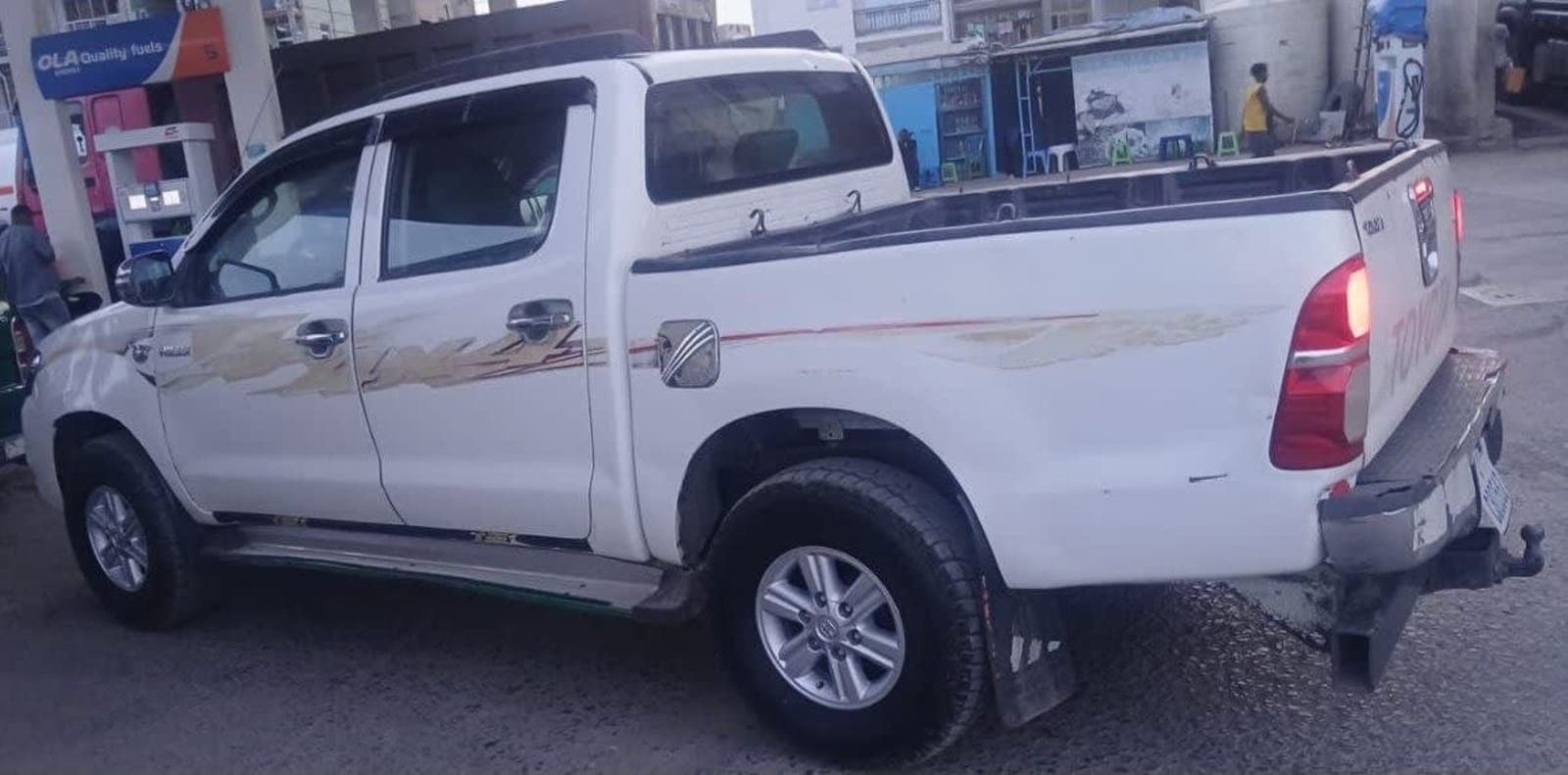 2012 Toyota Hilux Double cab — photo 2
