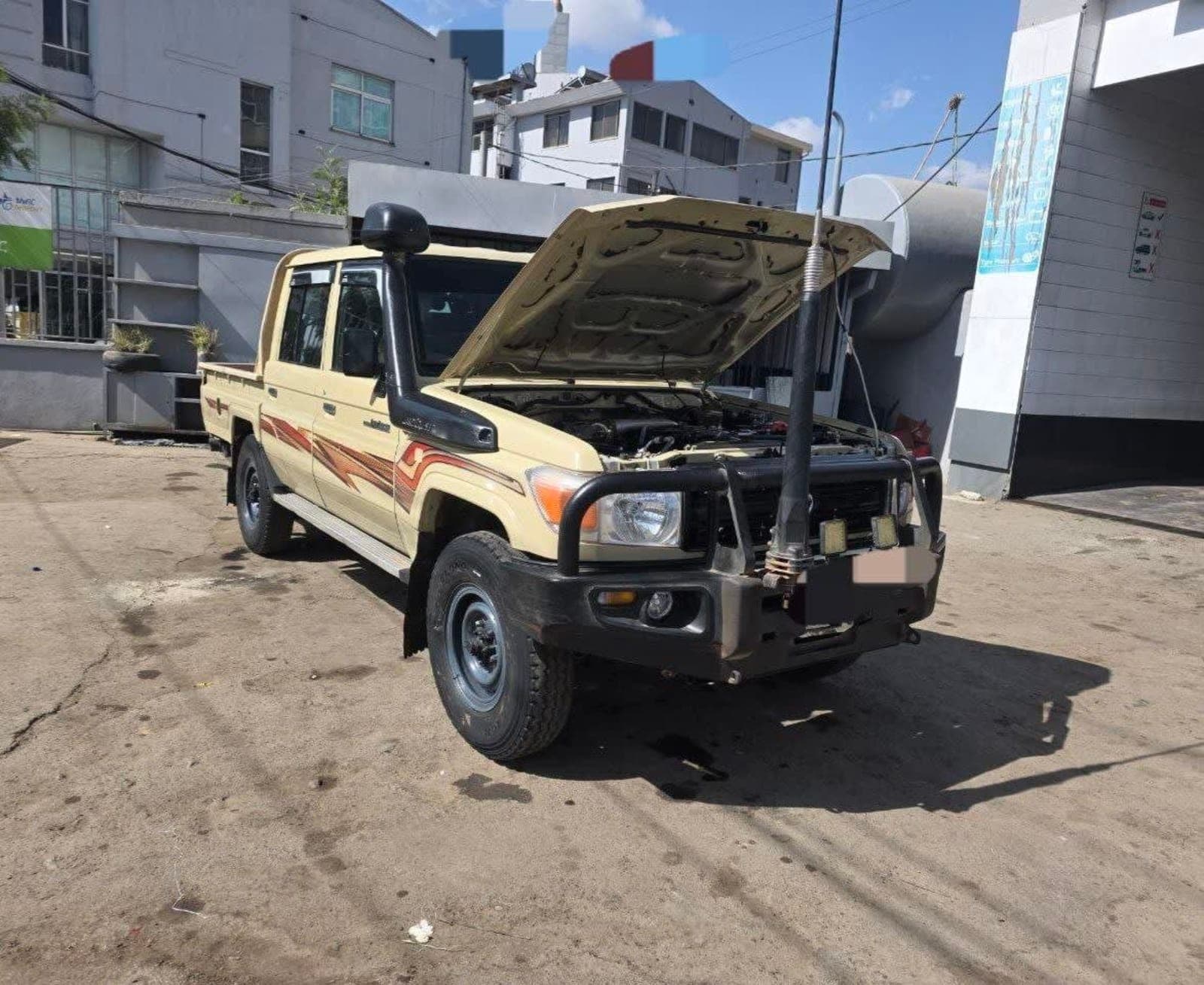 2020 Toyota Land Cruiser Mark II Landcruiser Double Cab — photo 8