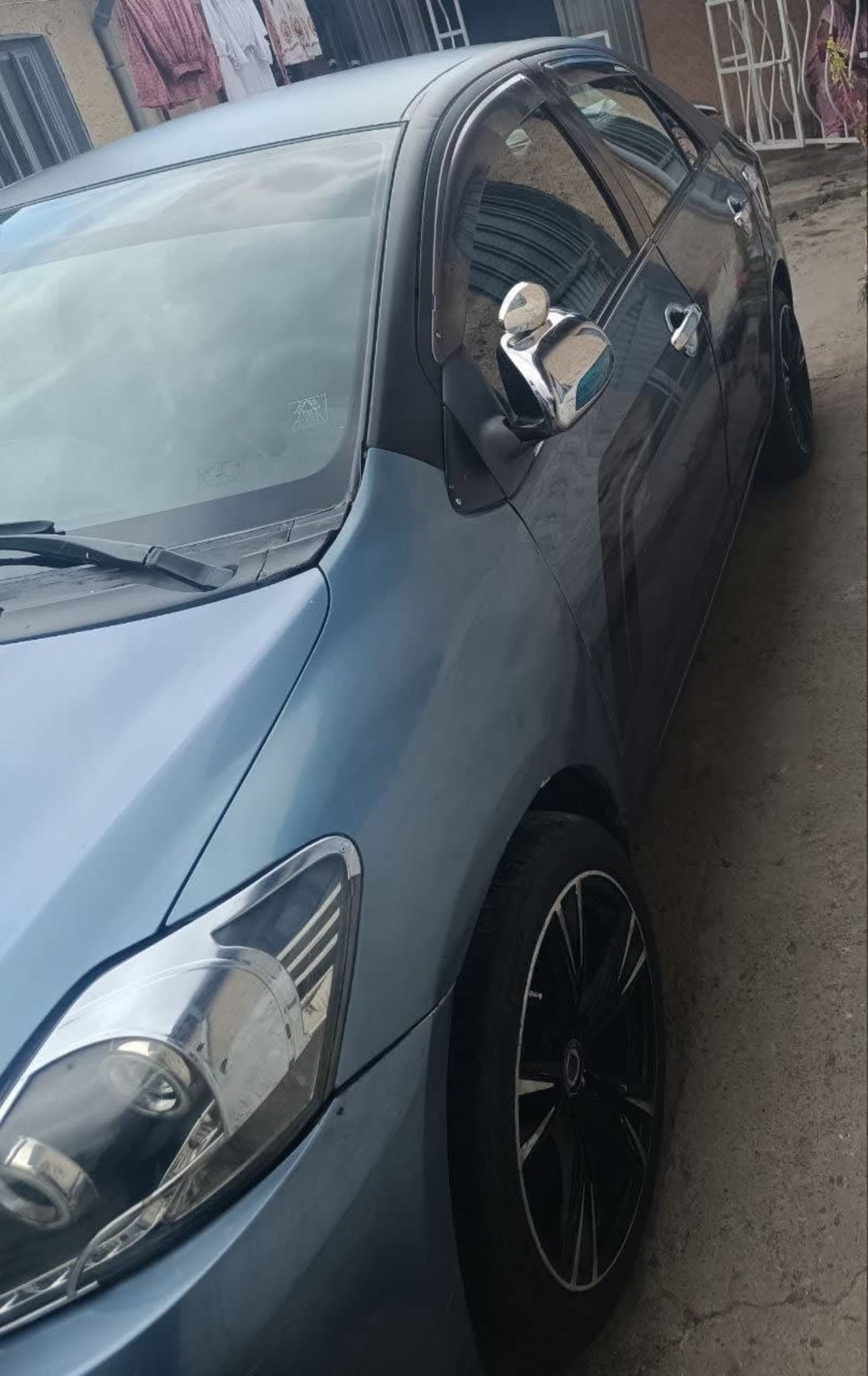 2010 Toyota Yaris Belta — photo 4
