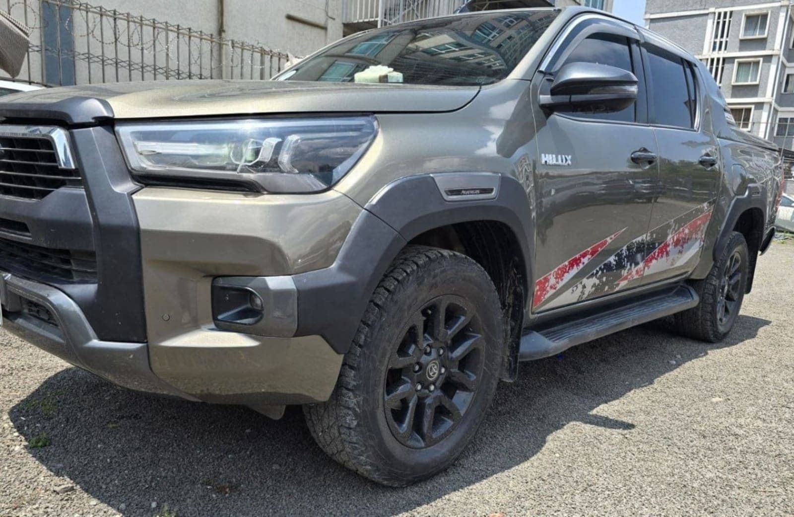 2022 Toyota Hilux Adventure — photo 4