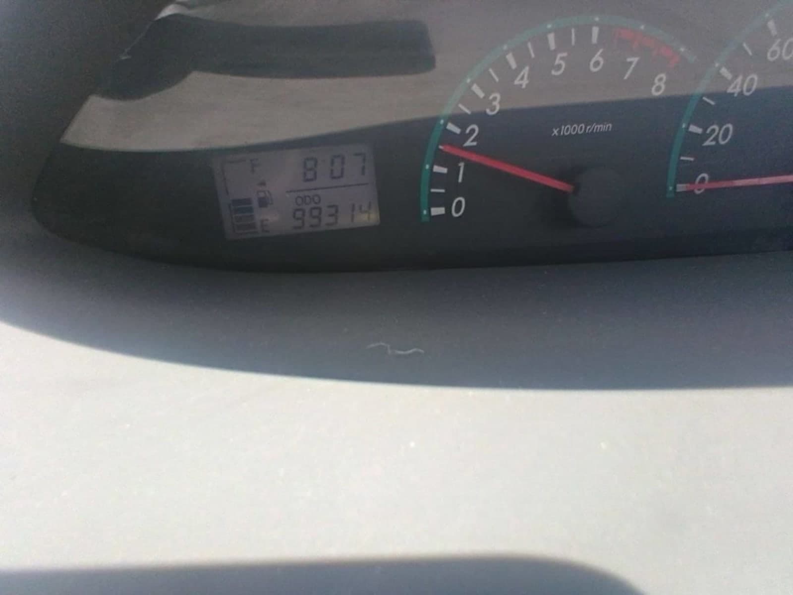 2011 Toyota Yaris Belta — photo 3