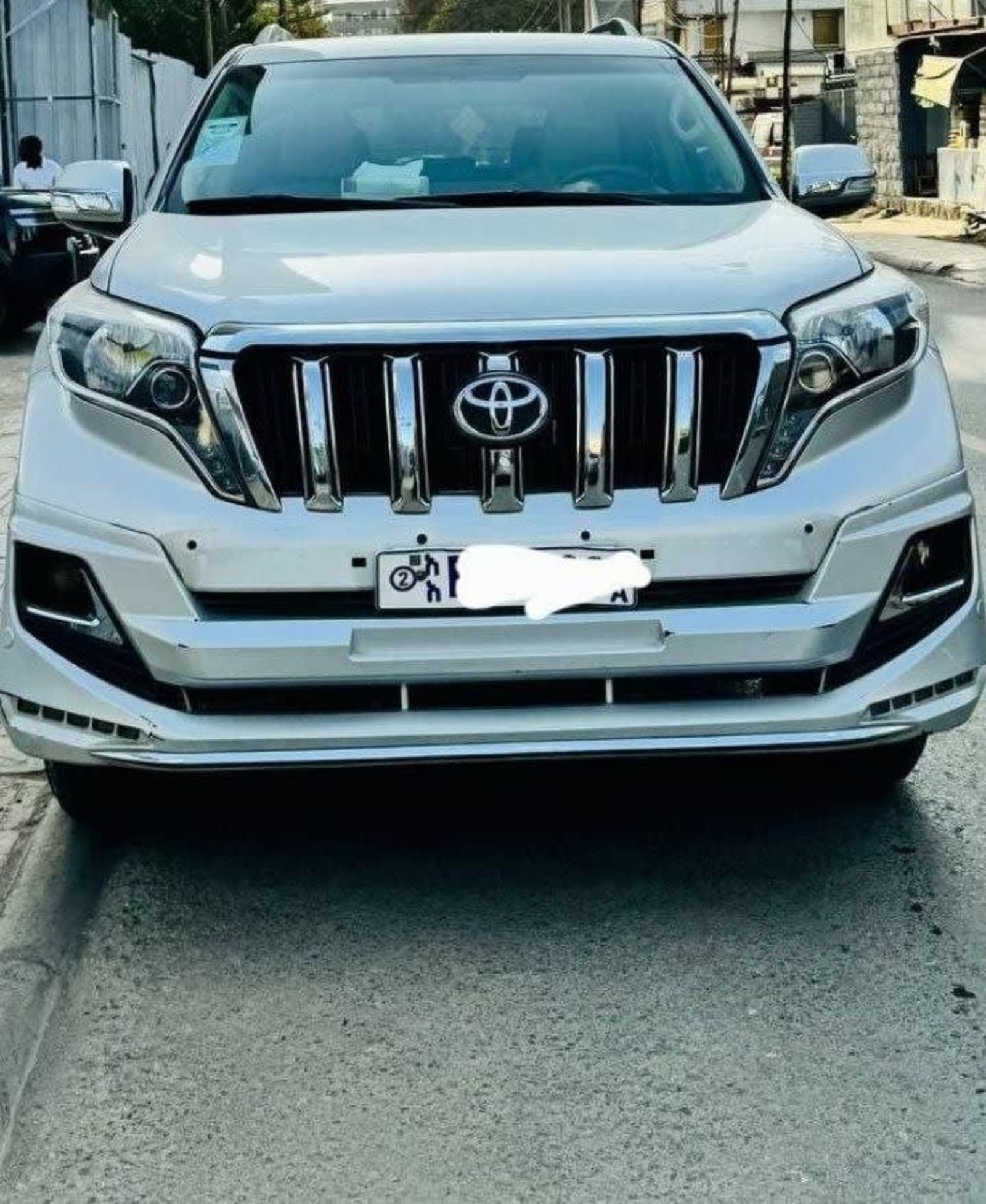 2016 Toyota Landcruiser Prado — photo 8