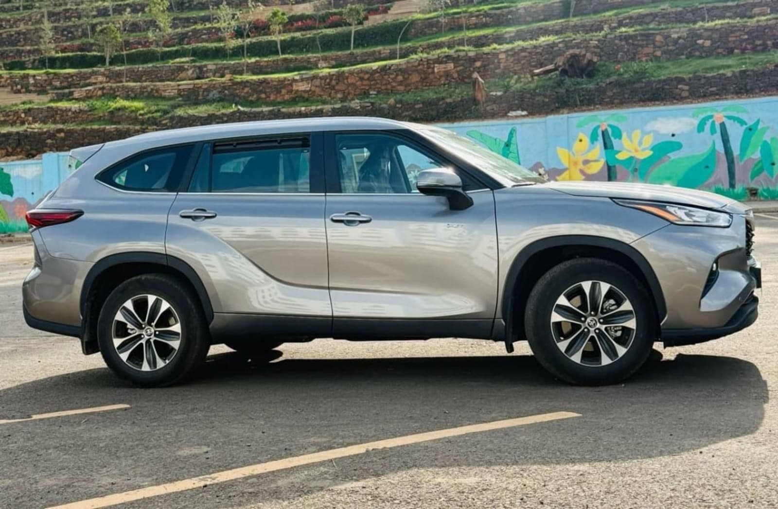 2025 Toyota Highlander — photo 7