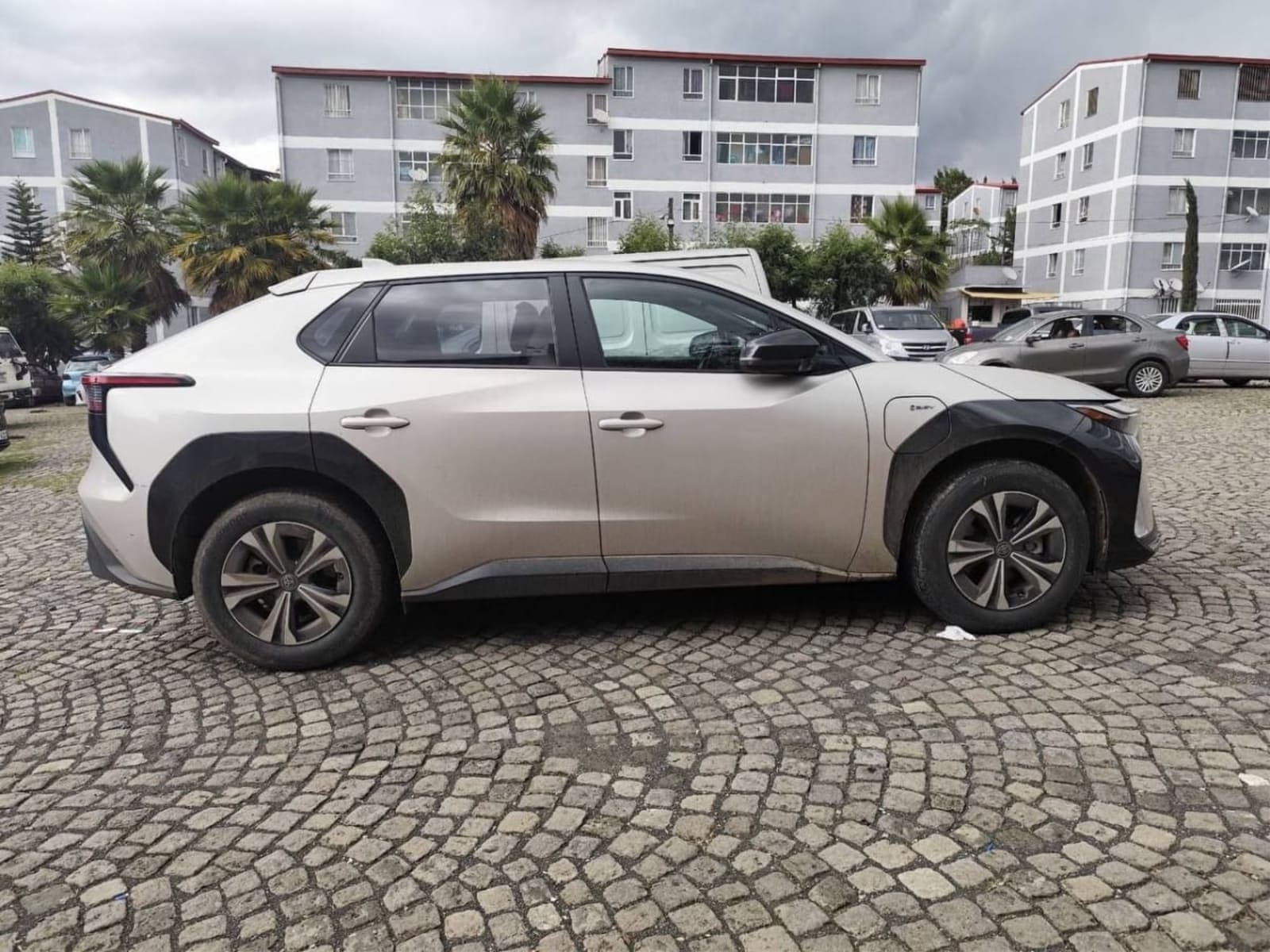 2024 Toyota BZ4X 2WD ULTRA — photo 4