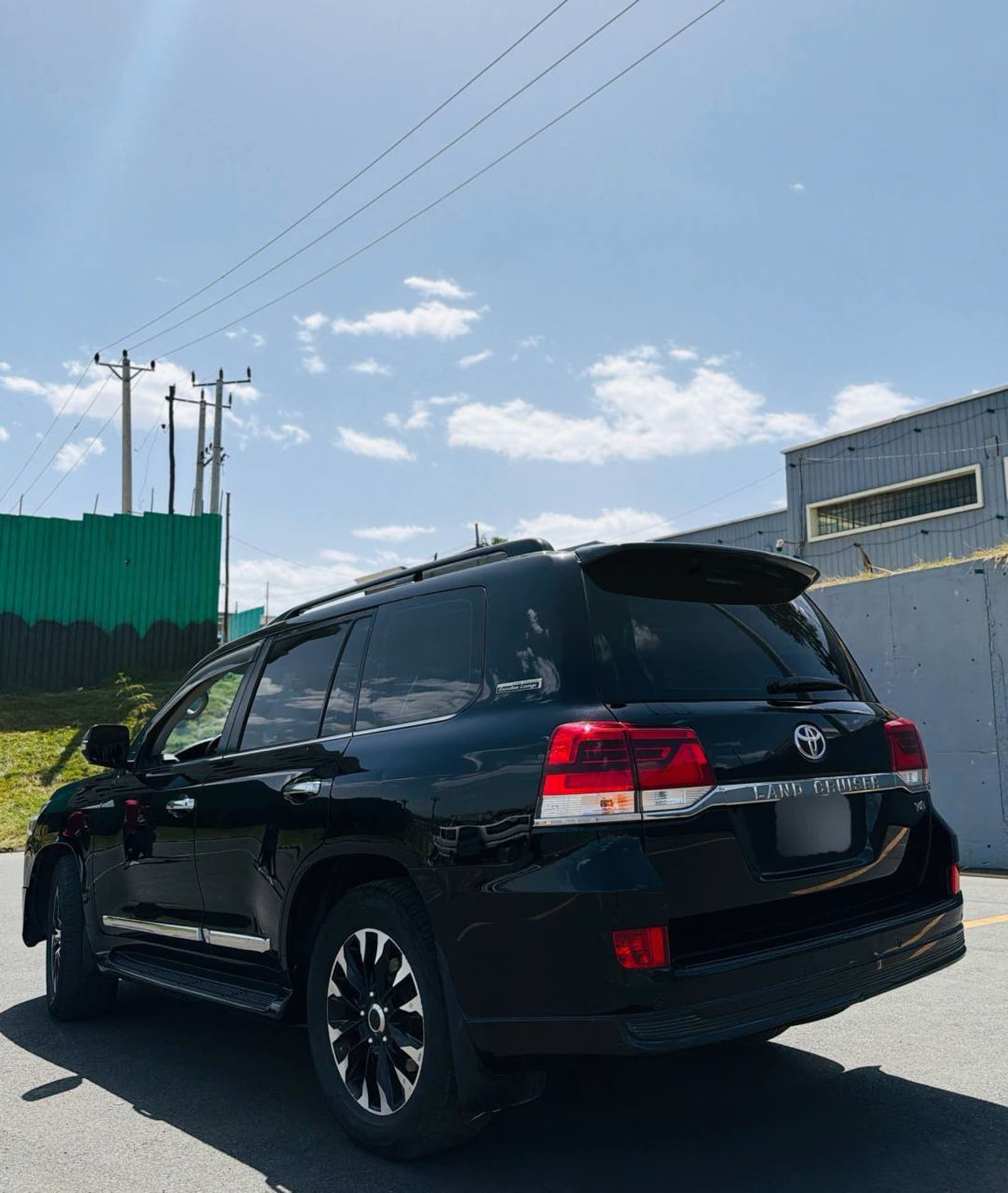 2020 Toyota Landcruiser — photo 3