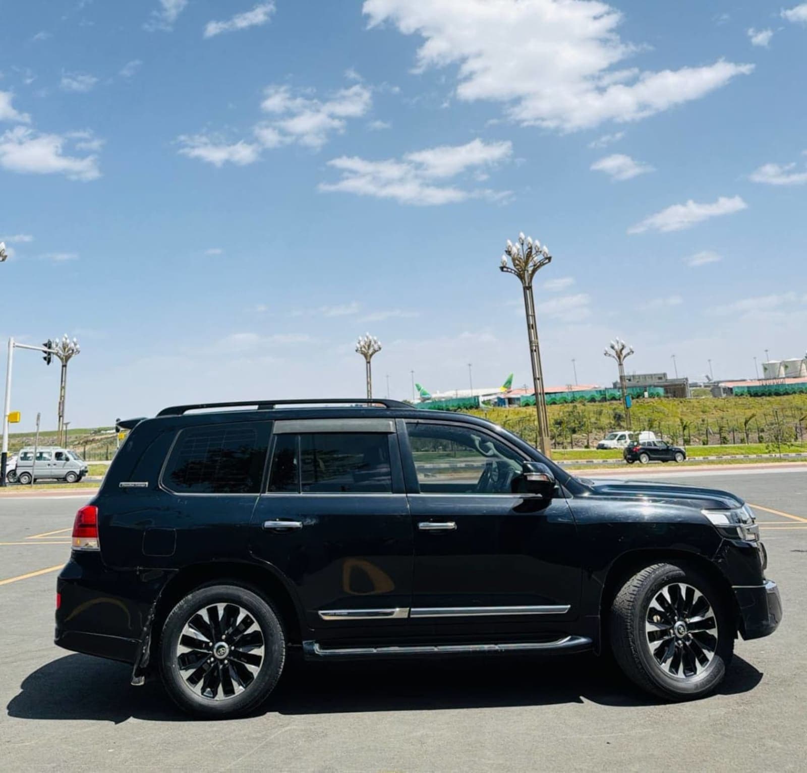 2020 Toyota Landcruiser — photo 4