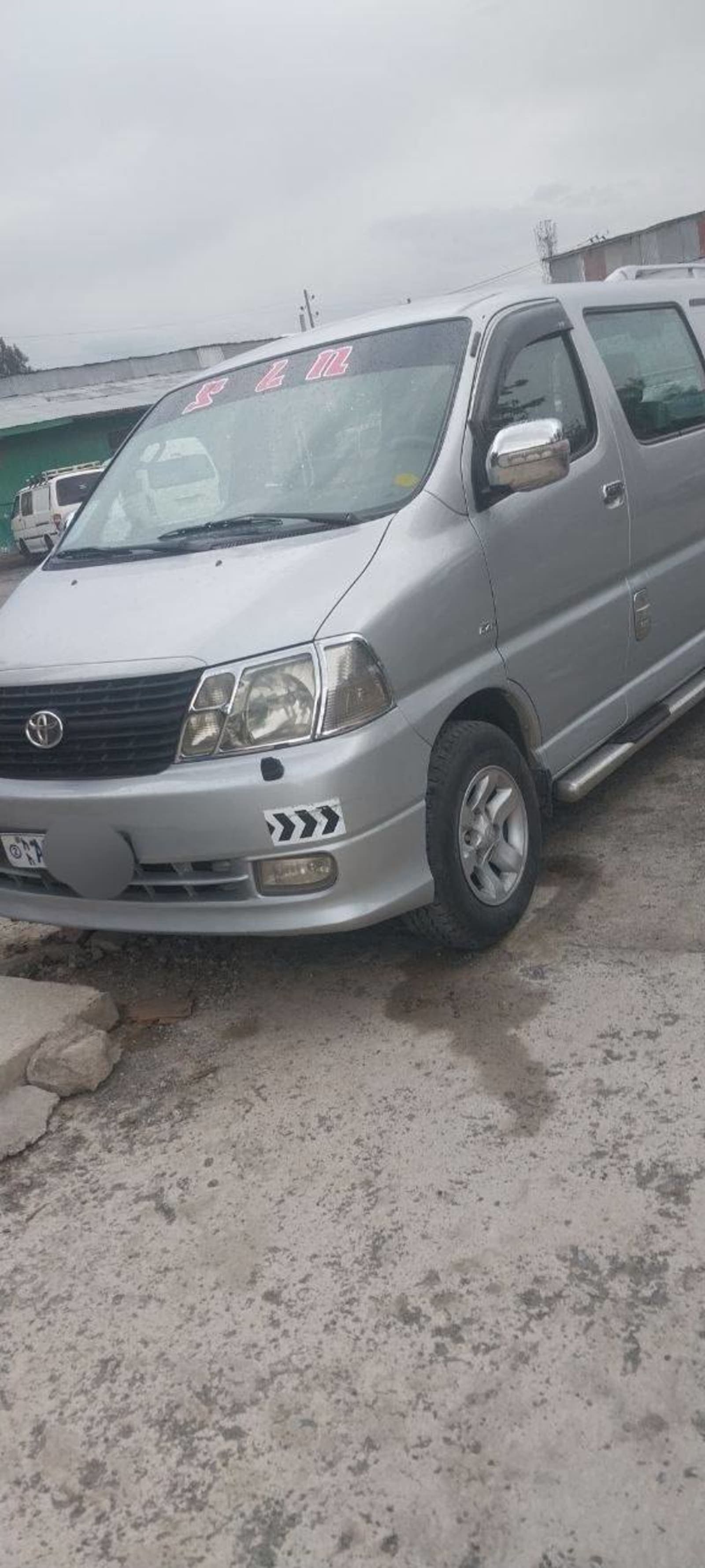 2008 Toyota Hiace Dolphin — photo 3