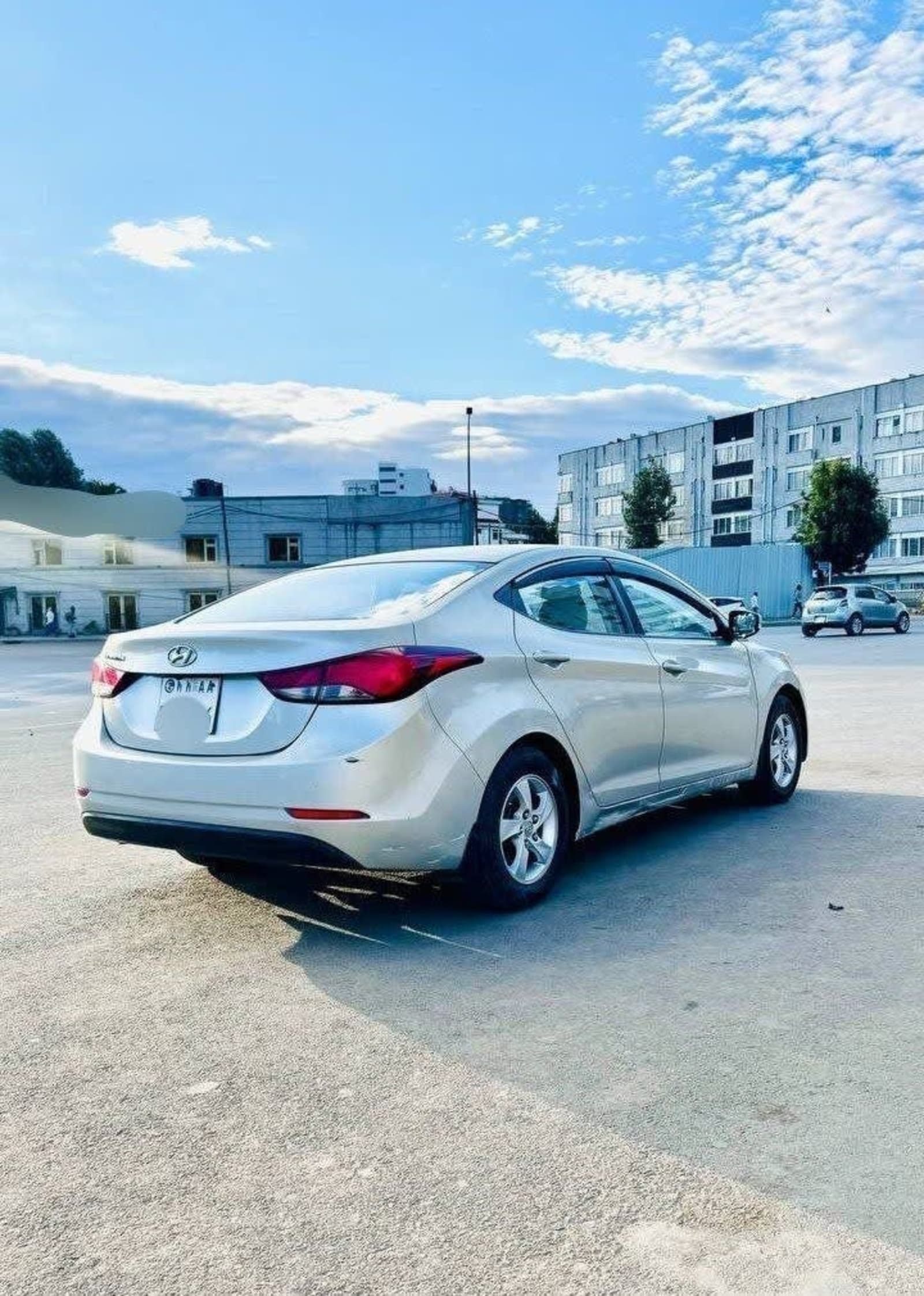 2015 Hyundai Elantra — photo 6